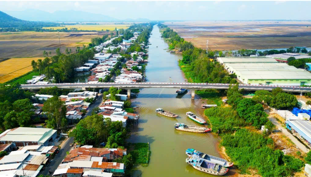 Những người làm nên dấu ấn văn hóa lịch sử An Giang: Thoại Ngọc Hầu đào kênh Vĩnh Tế- Ảnh 1. Những người làm nên dấu ấn văn hóa lịch sử An Giang: Thoại Ngọc Hầu đào kênh Vĩnh Tế- Ảnh 1.
