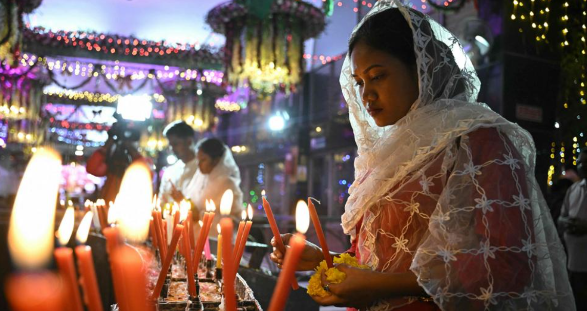 Thế giới rộn ràng mừng Giáng sinh- Ảnh 5. Thế giới rộn ràng mừng Giáng sinh- Ảnh 5.