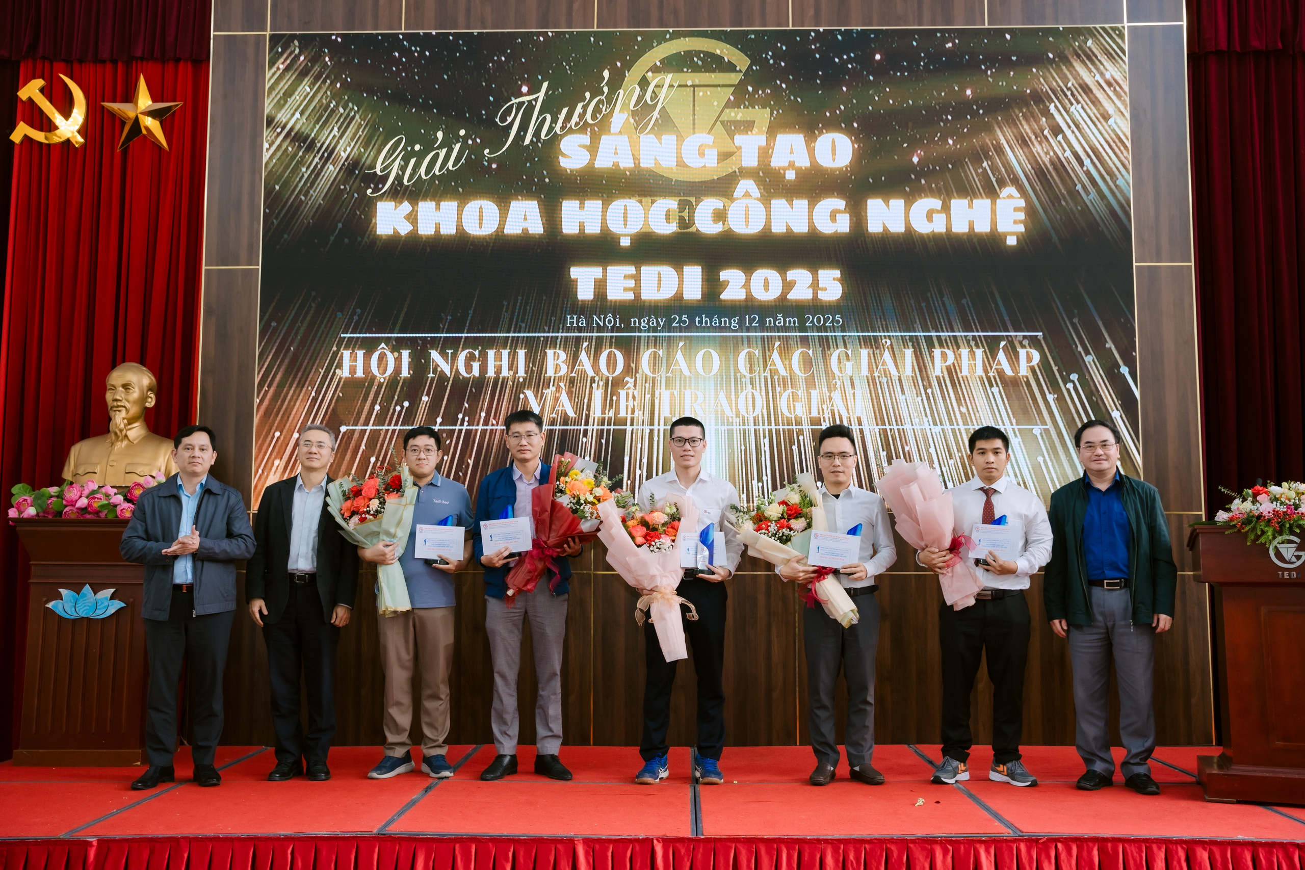 TEDI trao giải thưởng s&aacute;ng tạo khoa học c&ocirc;ng nghệ năm 2025- Ảnh 4.