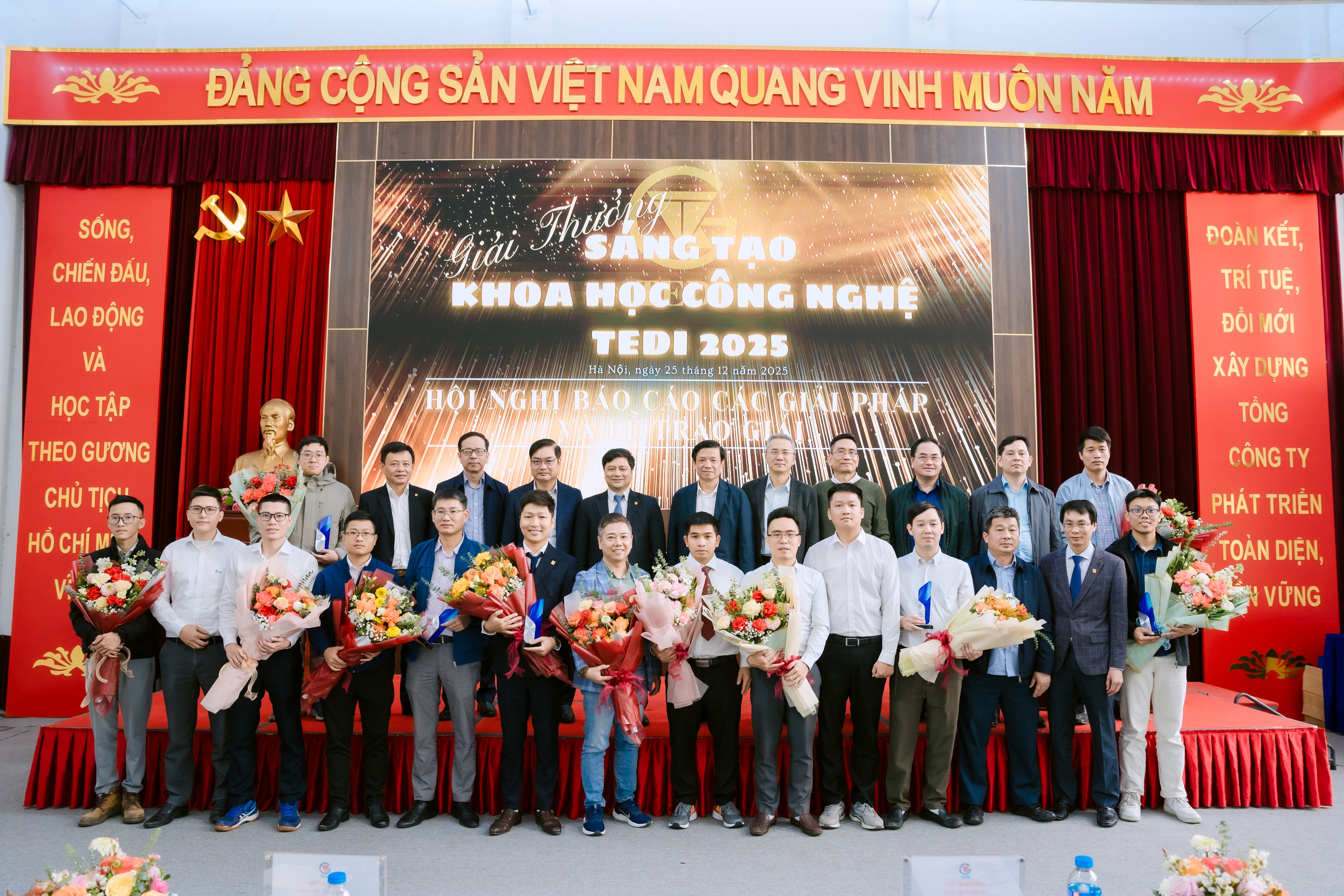 TEDI trao giải thưởng s&aacute;ng tạo khoa học c&ocirc;ng nghệ năm 2025- Ảnh 6.