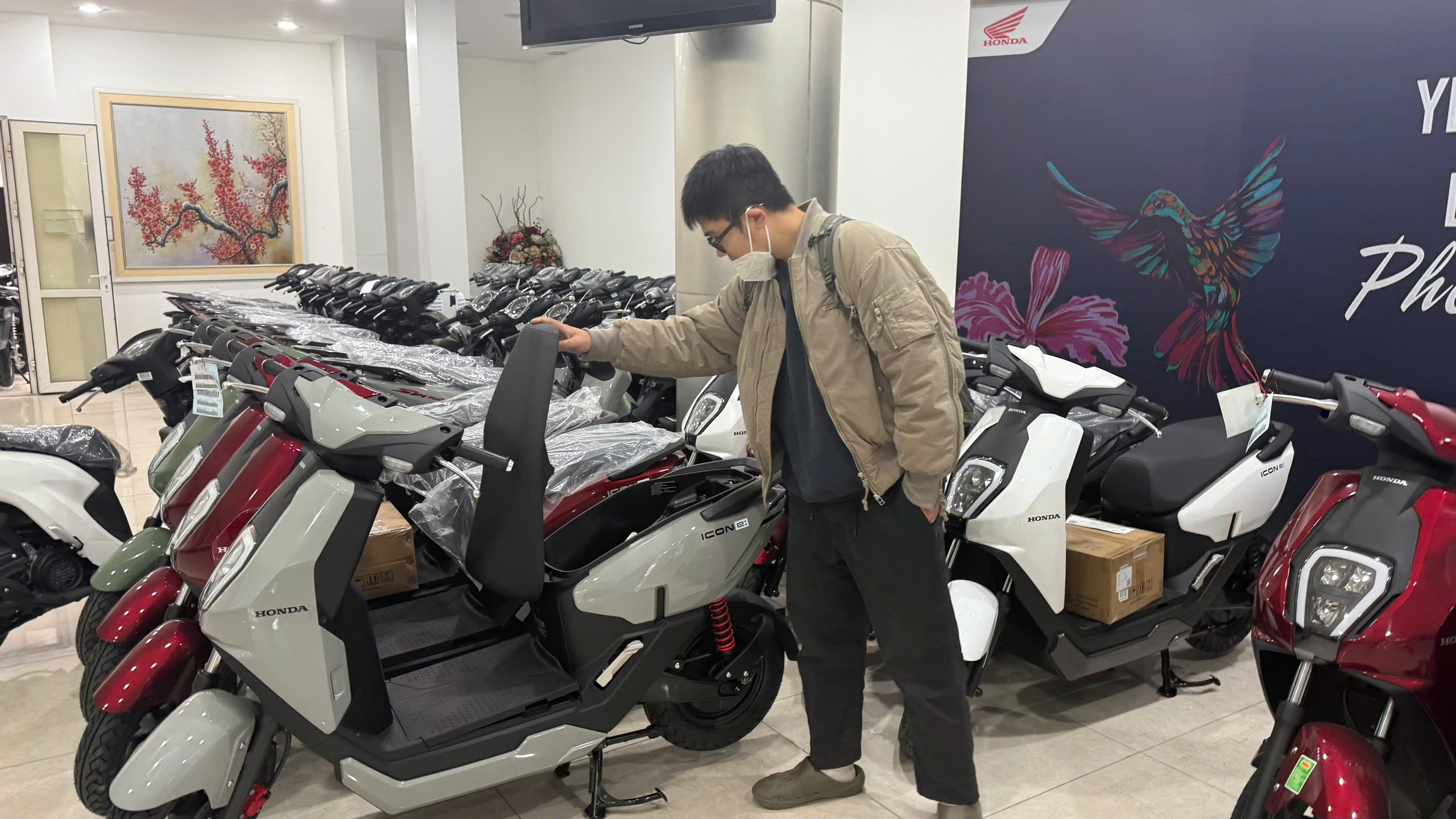 Xe điện Honda ICON e: giảm giá sâu kỷ lục tại đại lý- Ảnh 1.