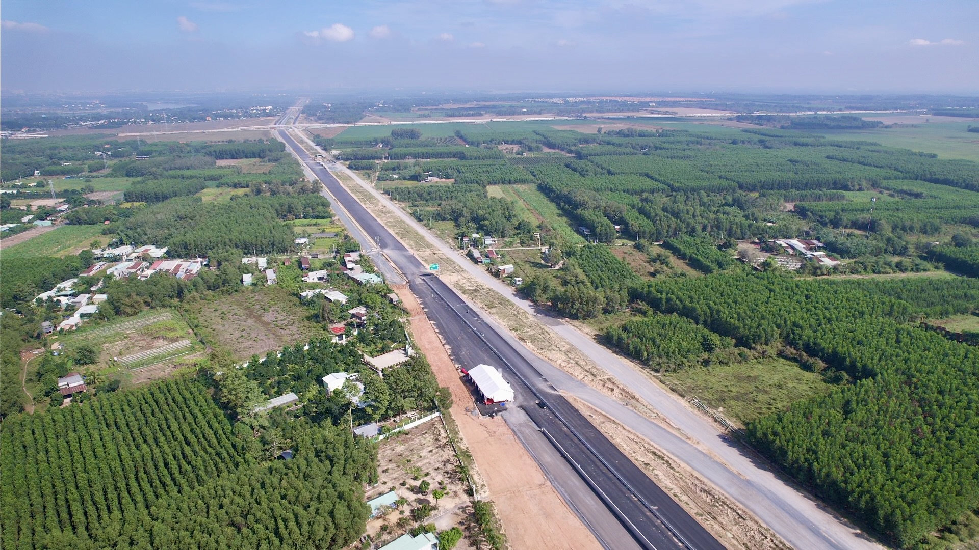 Đồng Nai siết tiến độ 29 dự &aacute;n trọng điểm, ưu ti&ecirc;n hạ tầng kết nối s&acirc;n bay Long Th&agrave;nh- Ảnh 1.