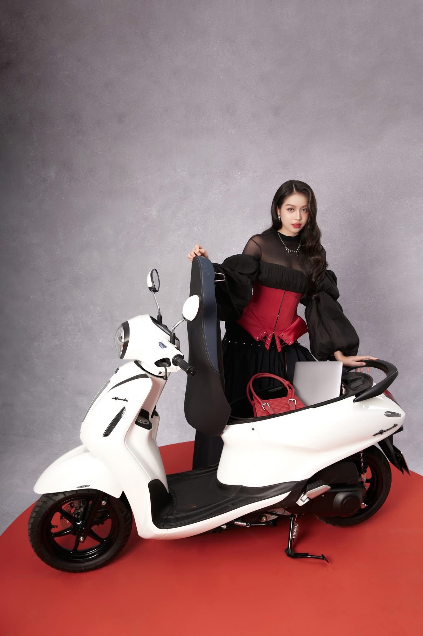 Chiếc xe nói gì về gu thẩm mỹ của phụ nữ hiện đại?- Ảnh 7. Chiếc xe nói gì về gu thẩm mỹ của phụ nữ hiện đại?- Ảnh 7.
