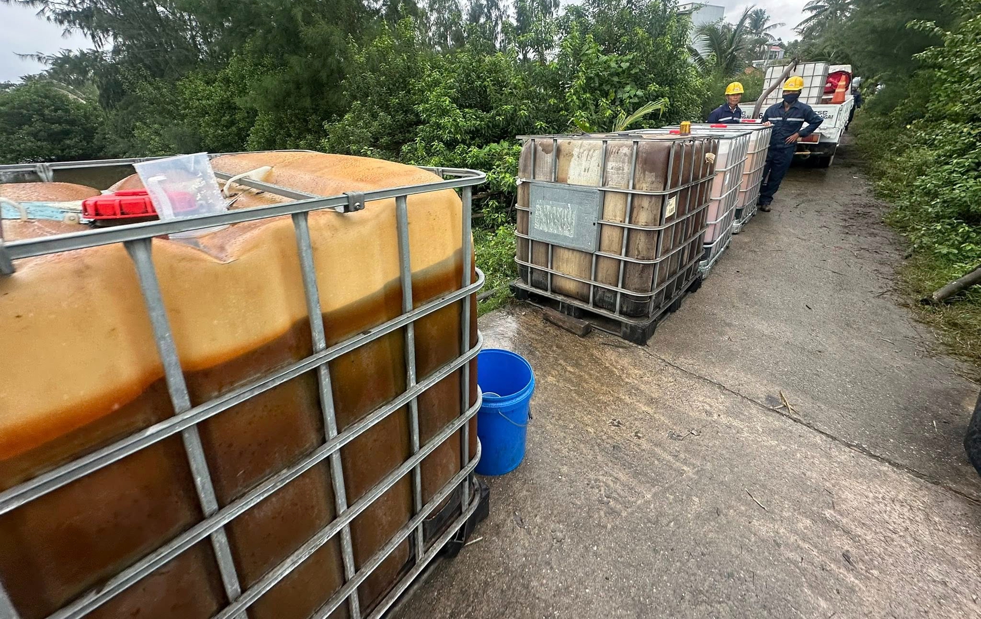 Cục Xăng dầu n&oacute;i g&igrave; về sự cố tr&agrave;n dầu ở KKT Dung Quất?- Ảnh 12.