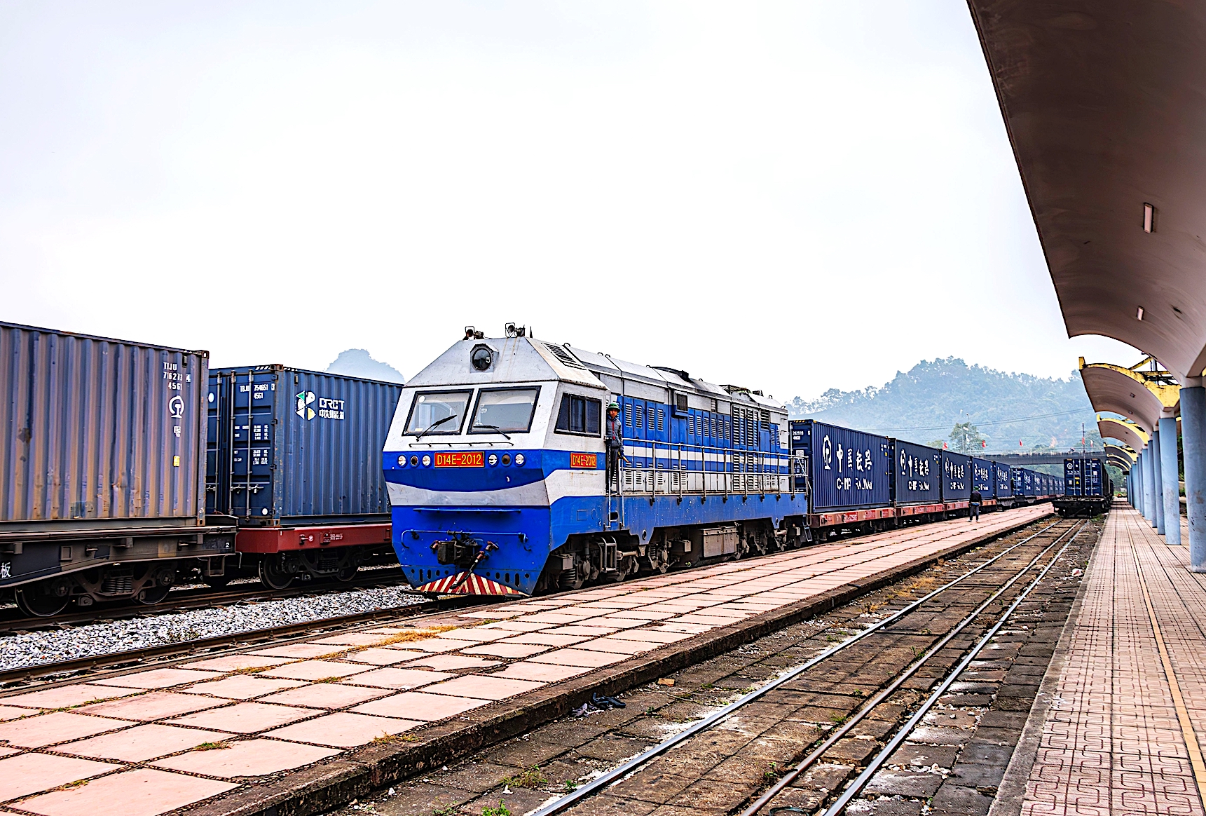 H&agrave;ng h&oacute;a qua cửa khẩu đường sắt Việt - Trung tăng trưởng vượt bậc- Ảnh 1.