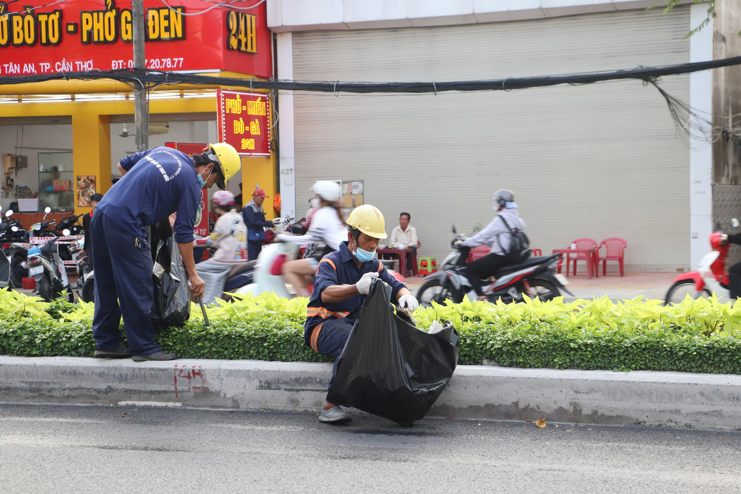 Cần Thơ: Kh&ocirc;ng để xảy ra "điểm n&oacute;ng" về trật tự đ&ocirc; thị- Ảnh 3.