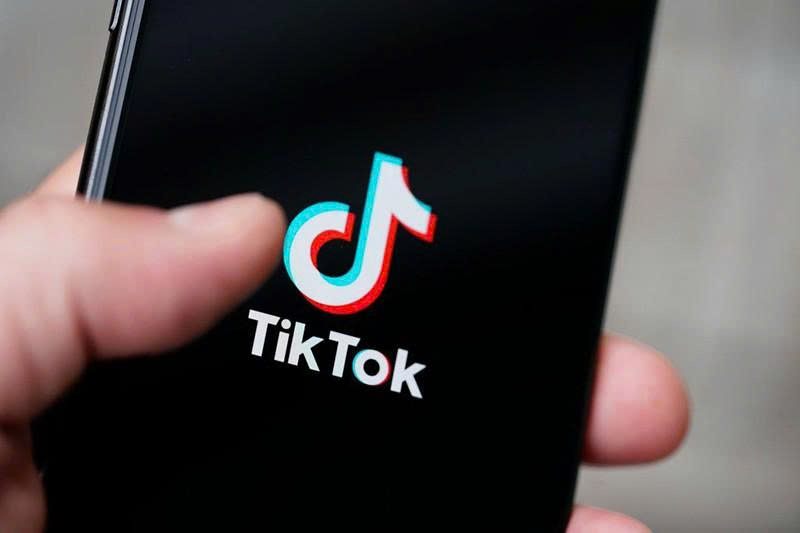 V&igrave; sao số lượng t&agrave;i khoản TikTok bị xử l&yacute; tăng đột biến?- Ảnh 1.