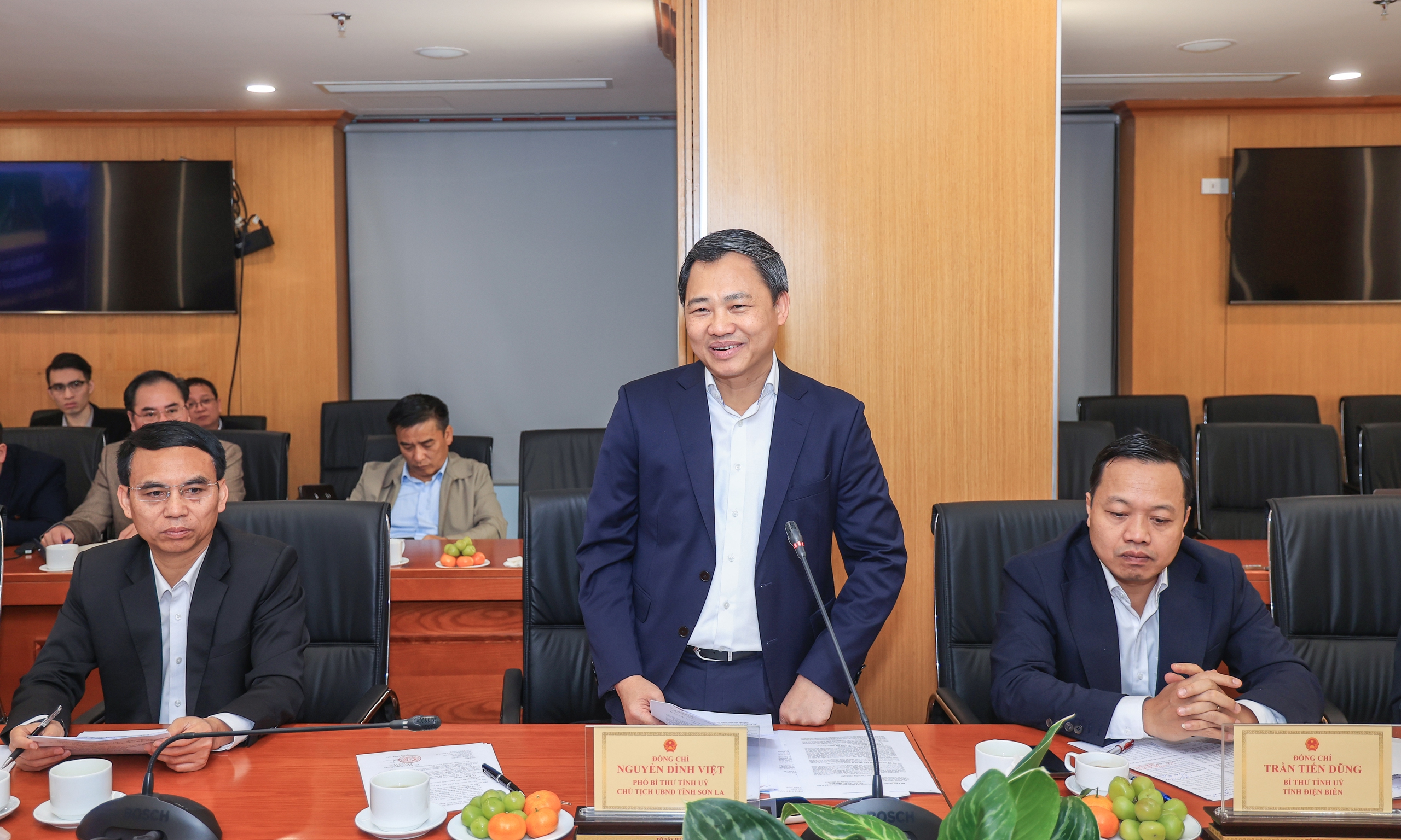 Bộ trưởng Trần Hồng Minh: Sớm hoàn thiện chủ trương đầu tư cao tốc qua Sơn La, Điện Biên- Ảnh 2. Bộ trưởng Trần Hồng Minh: Sớm hoàn thiện chủ trương đầu tư cao tốc qua Sơn La, Điện Biên- Ảnh 2.