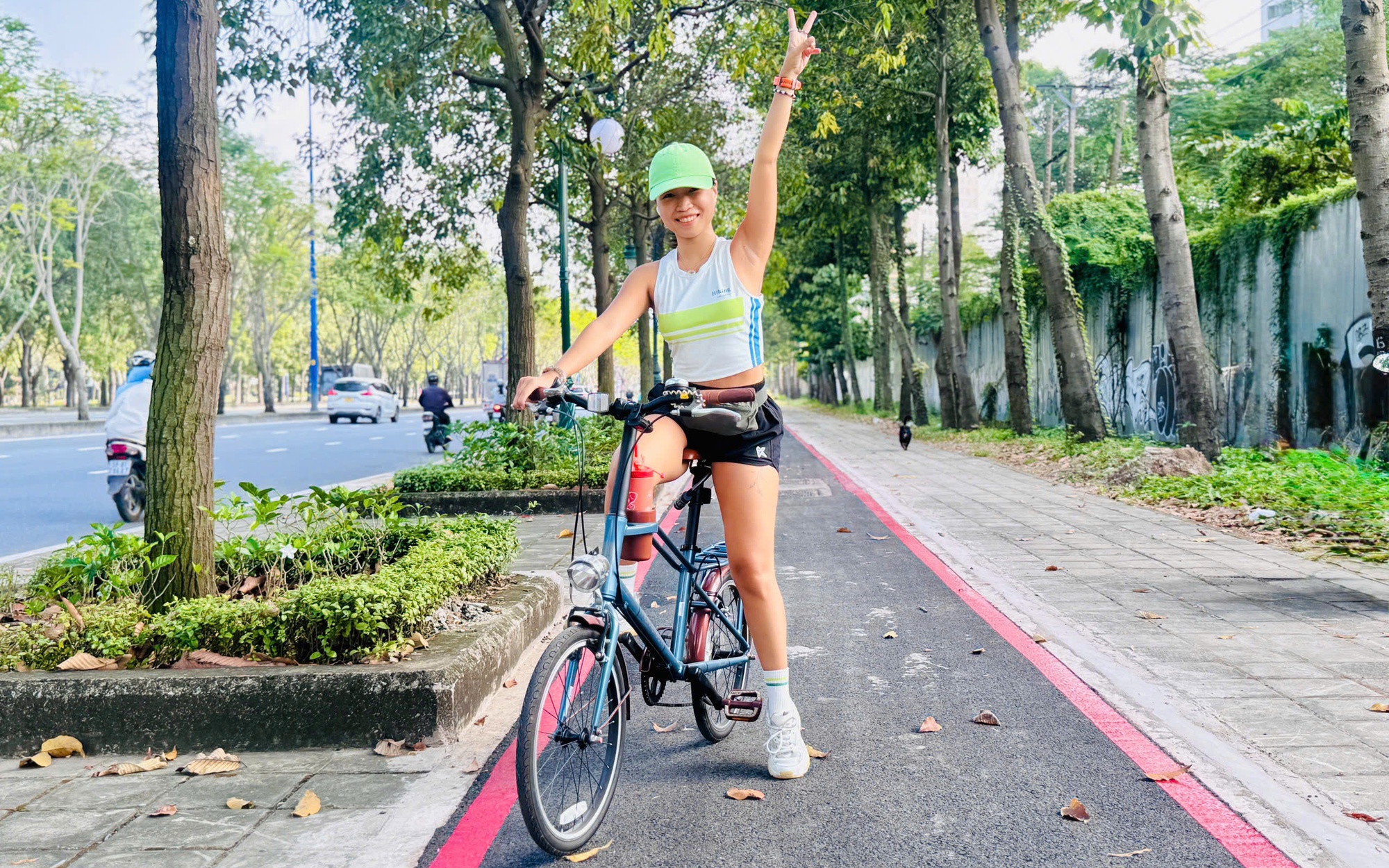 Ngắm l&agrave;n đường d&agrave;nh cho xe đạp đầu ti&ecirc;n tại TP.HCM