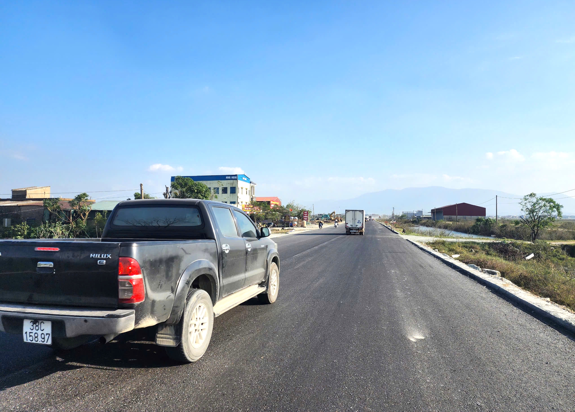 H&agrave; Tĩnh: Th&aacute;o gỡ "điểm nghẽn" giao th&ocirc;ng, x&acirc;y dựng ở cấp x&atilde; sau s&aacute;p nhập- Ảnh 1.