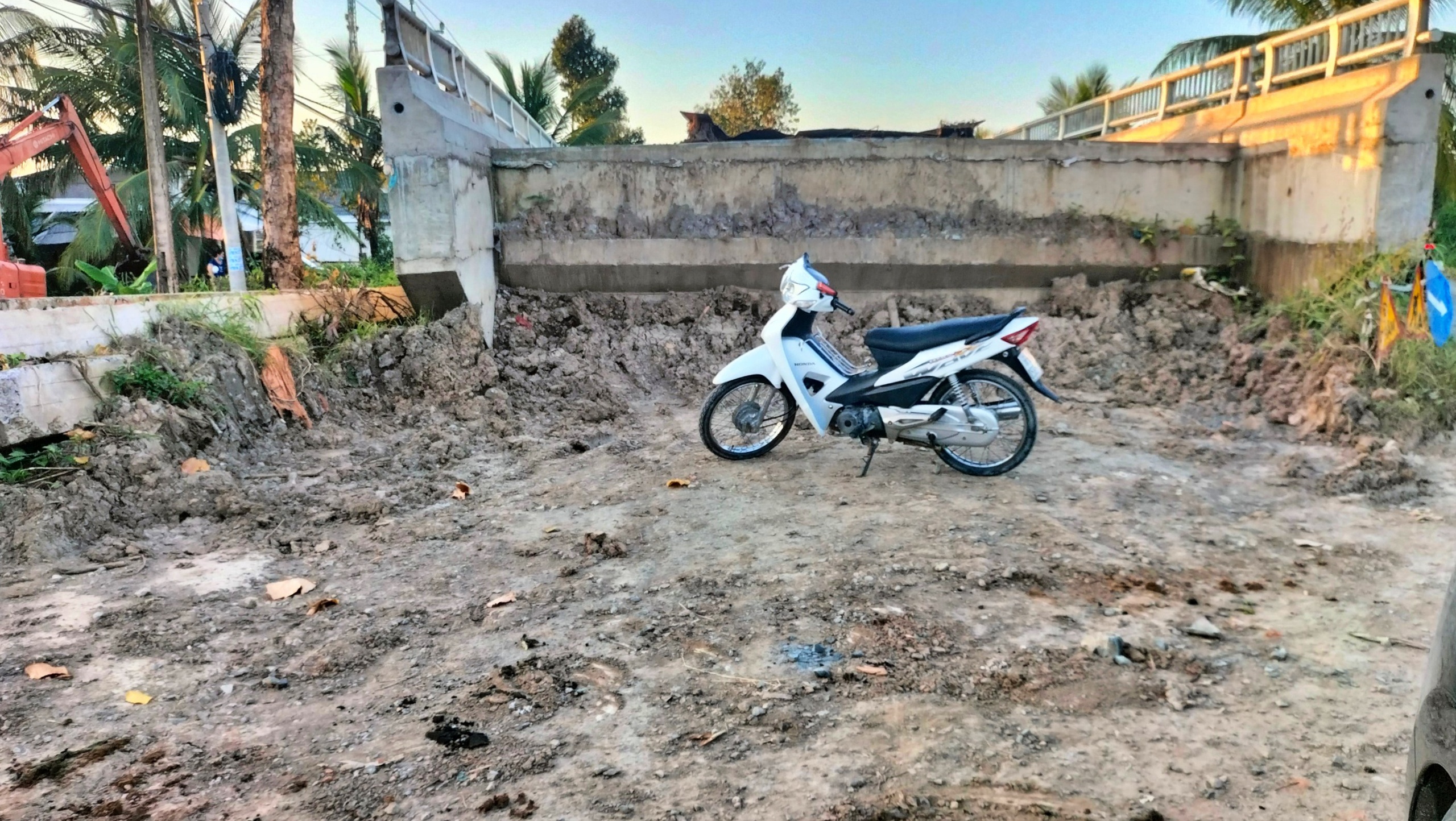 Cà Mau: Sớm giải quyết dứt điểm mặt bằng tuyến đường Ninh Quới - Ngan Dừa- Ảnh 1. Cà Mau: Sớm giải quyết dứt điểm mặt bằng tuyến đường Ninh Quới - Ngan Dừa- Ảnh 1.