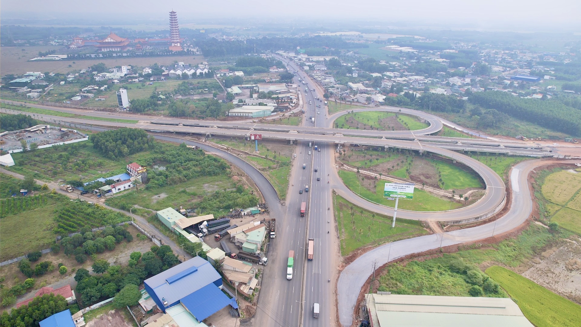 Hơn 17km quốc lộ 51 sẽ được sửa chữa cấp tốc trước tết Nguyên đán- Ảnh 1. Hơn 17km quốc lộ 51 sẽ được sửa chữa cấp tốc trước tết Nguyên đán- Ảnh 1.