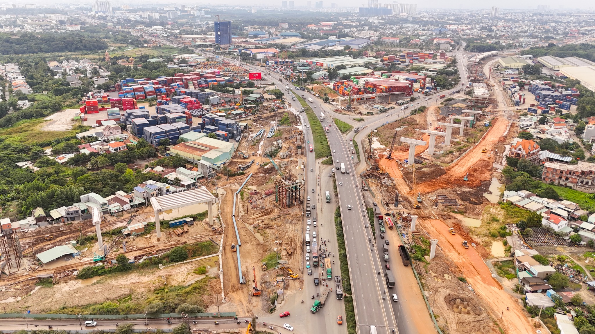 Công đoàn Ban QLDA đường Hồ Chí Minh: Phong trào thi đua là động lực hoàn thành nhiệm vụ- Ảnh 1.
