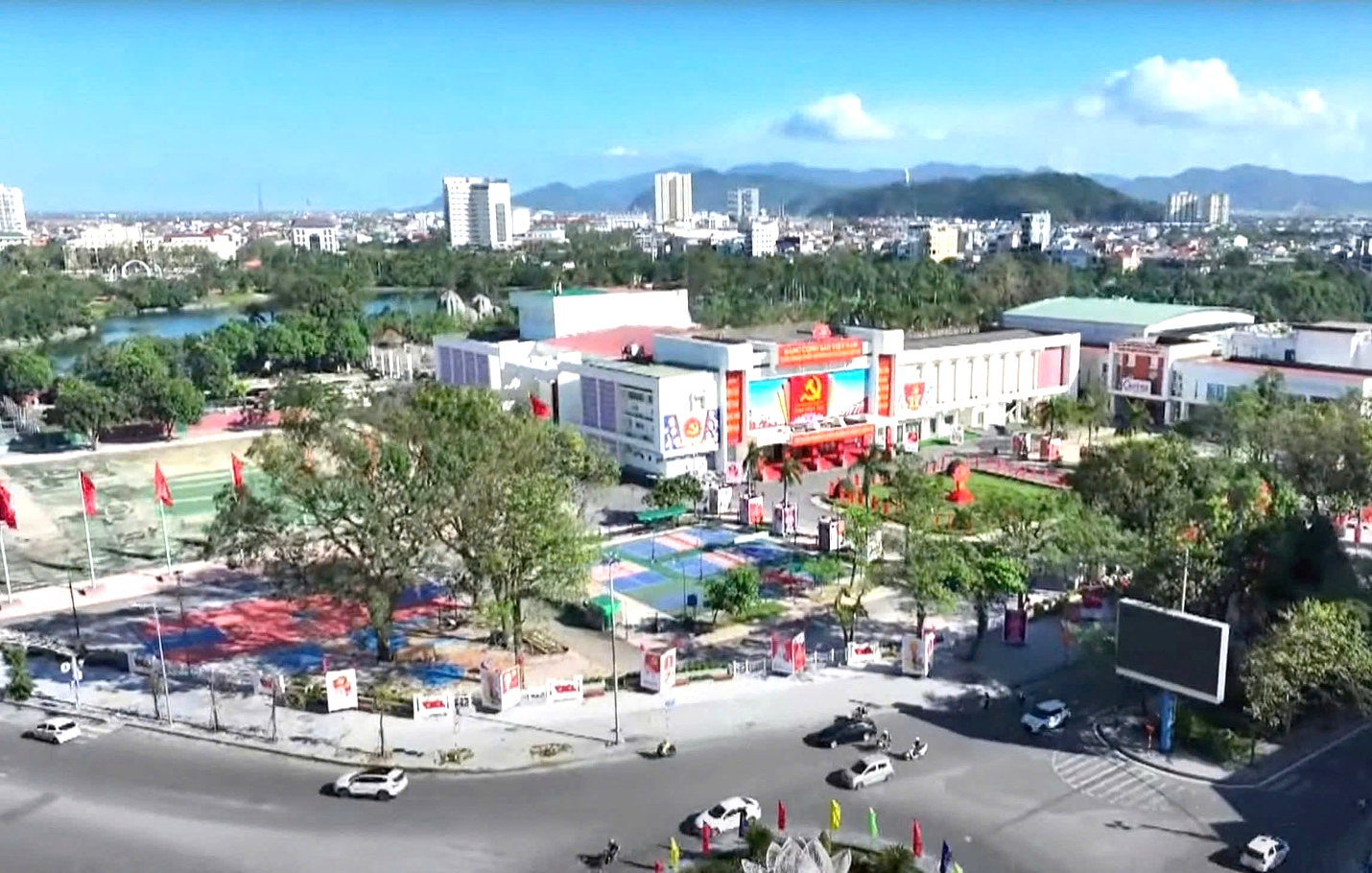 Nghệ An quy hoạch lại hệ thống đô thị, tạo động lực phát triển bền vững- Ảnh 3.