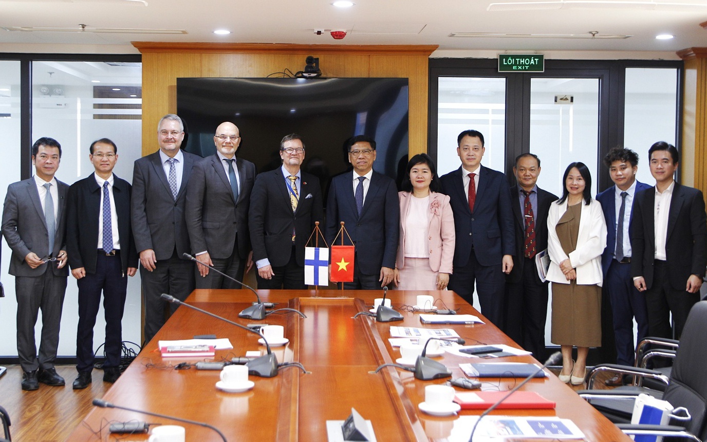 Việt Nam - Phần Lan tăng cường hợp t&aacute;c ph&aacute;t triển hạ tầng giao th&ocirc;ng