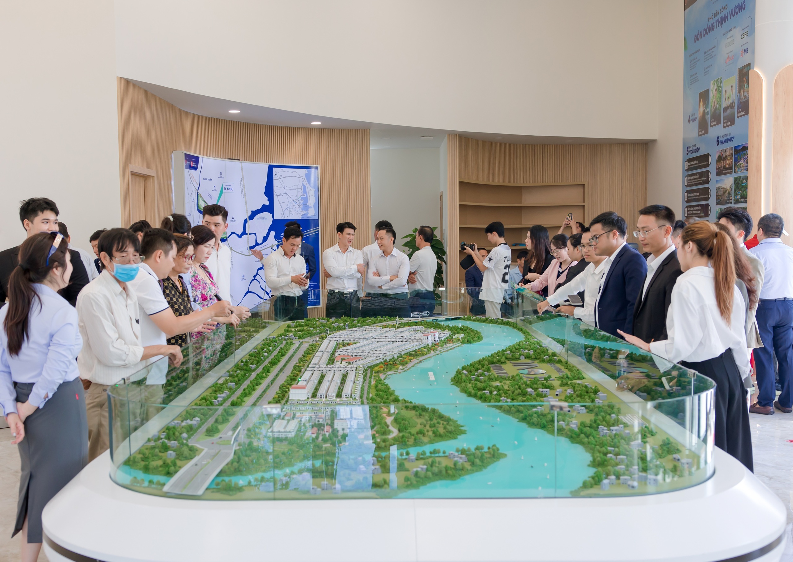 Dòng vốn đổ về Quy Nhơn: Sức bật mới từ liên kết vùng miền Trung - Tây Nguyên- Ảnh 2.