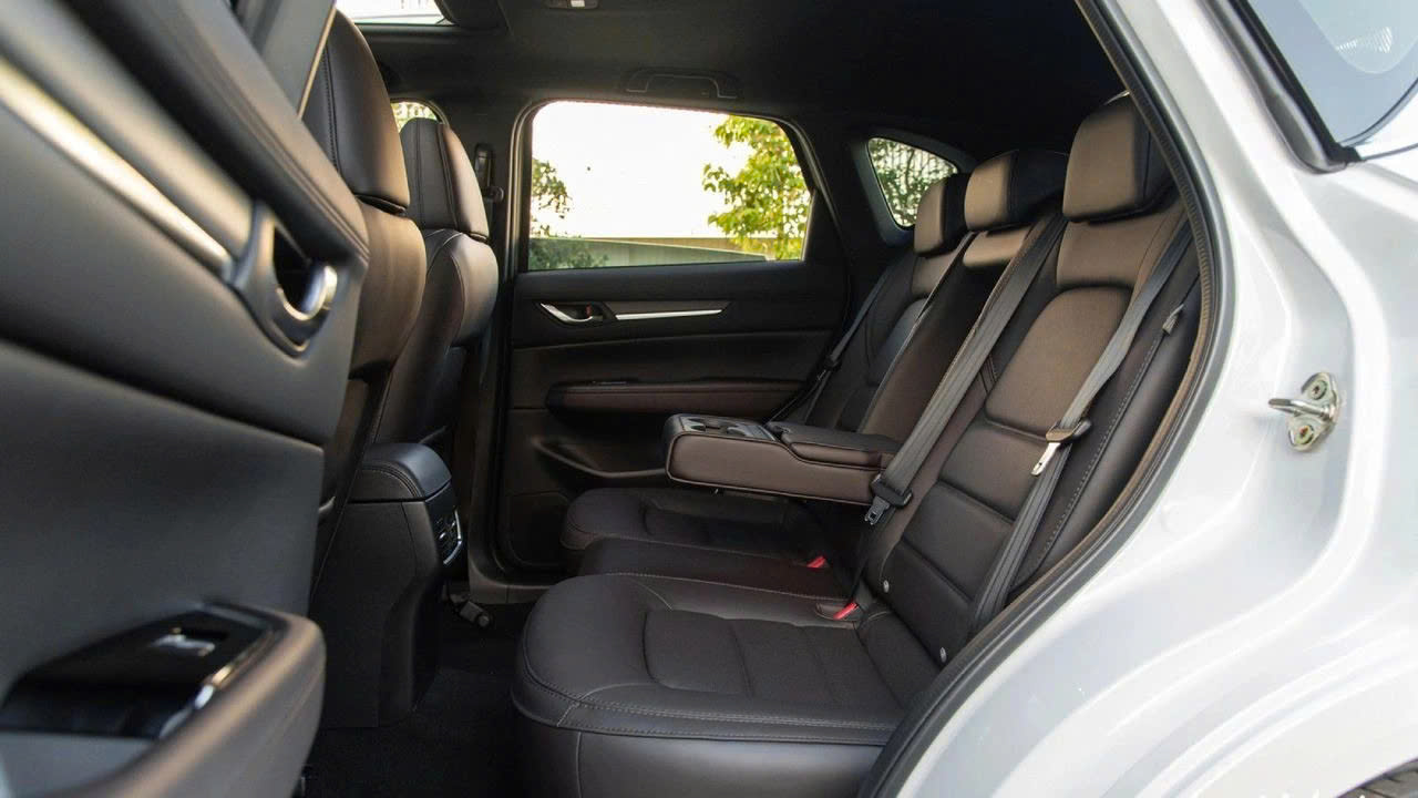 Mitsubishi Destinator có thực sự là đối thủ của Mazda CX5?- Ảnh 11. Mitsubishi Destinator có thực sự là đối thủ của Mazda CX5?- Ảnh 11.