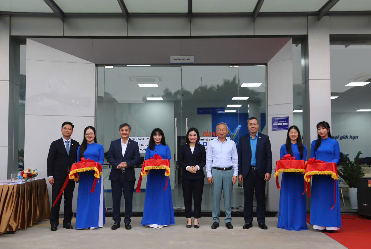 Transerco khai trương xưởng dịch vụ Vinfast GSC Trần Vỹ- Ảnh 1.