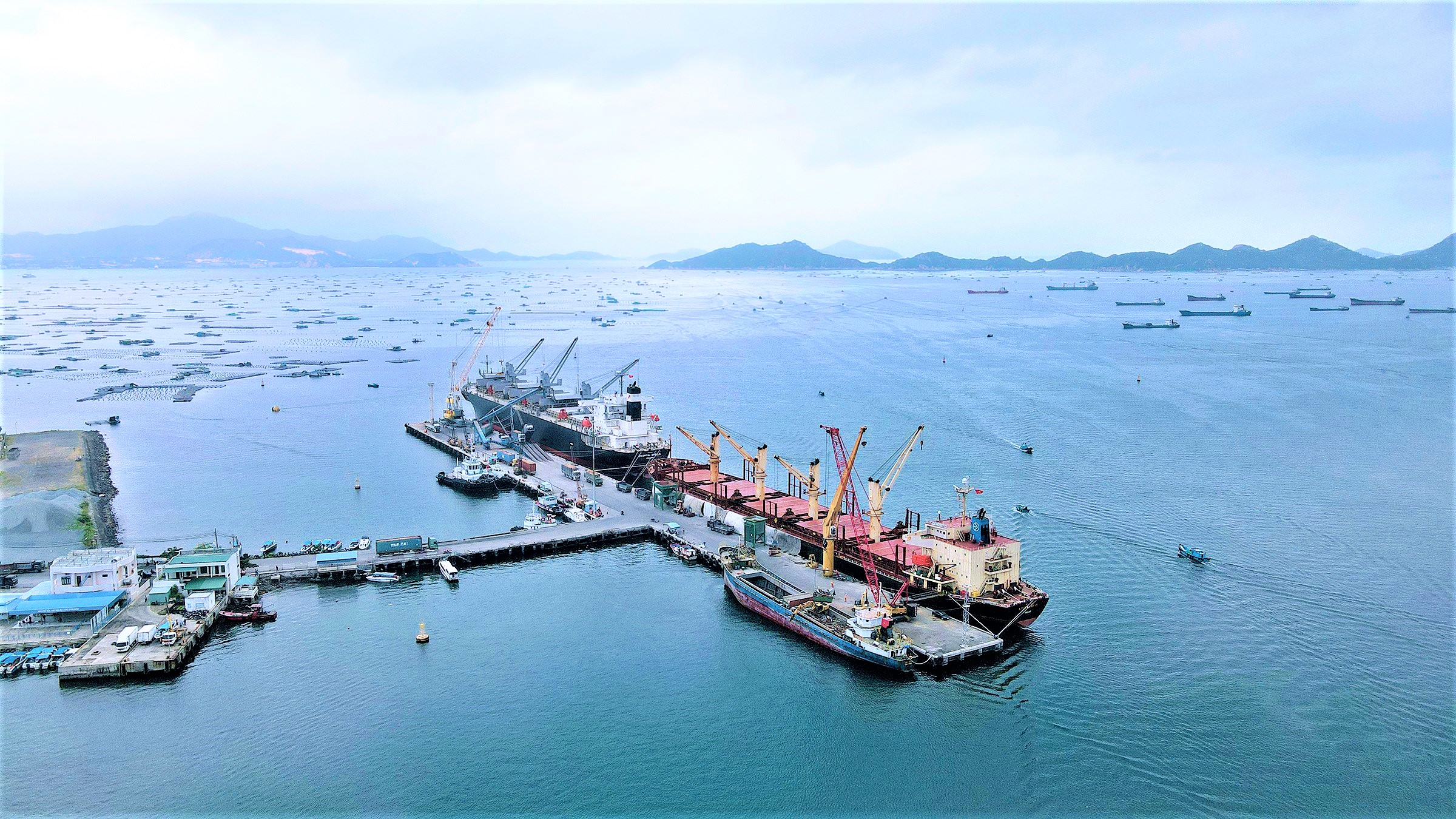 Kh&aacute;nh Ho&agrave;: Vướng thủ tục, dự &aacute;n Bến số 2 - Cảng Ba Ng&ograve;i vẫn chậm tiến độ- Ảnh 4.