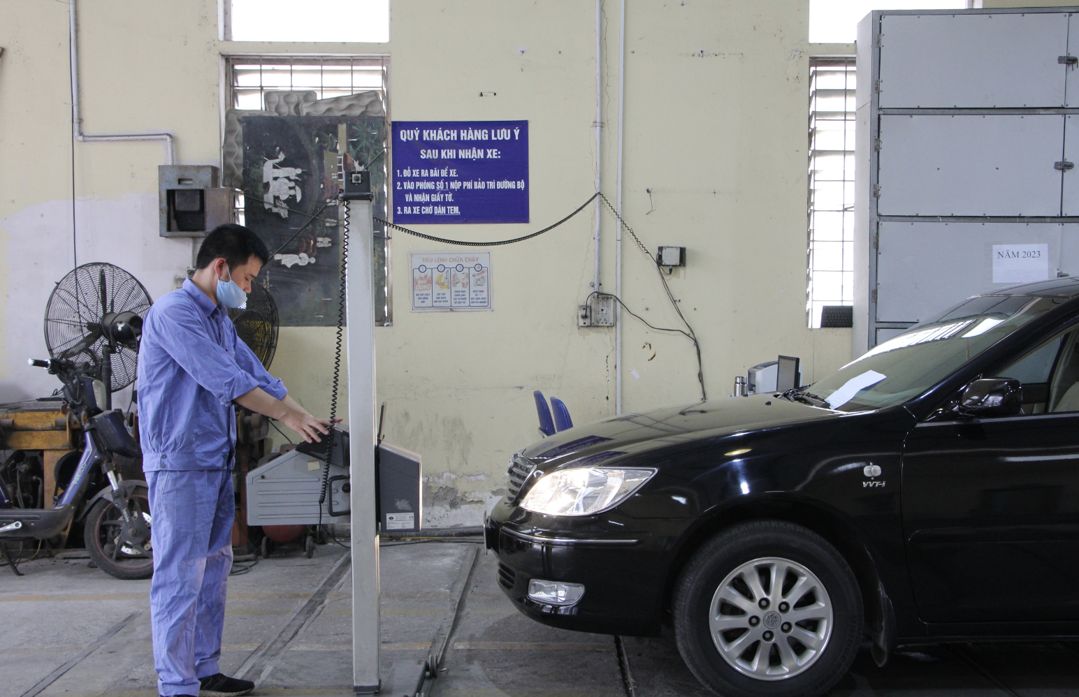 Đăng kiểm &ocirc; t&ocirc; dịp Tết Dương lịch: Nơi nghỉ 4 ng&agrave;y, nơi chỉ nghỉ 1 ng&agrave;y- Ảnh 2.