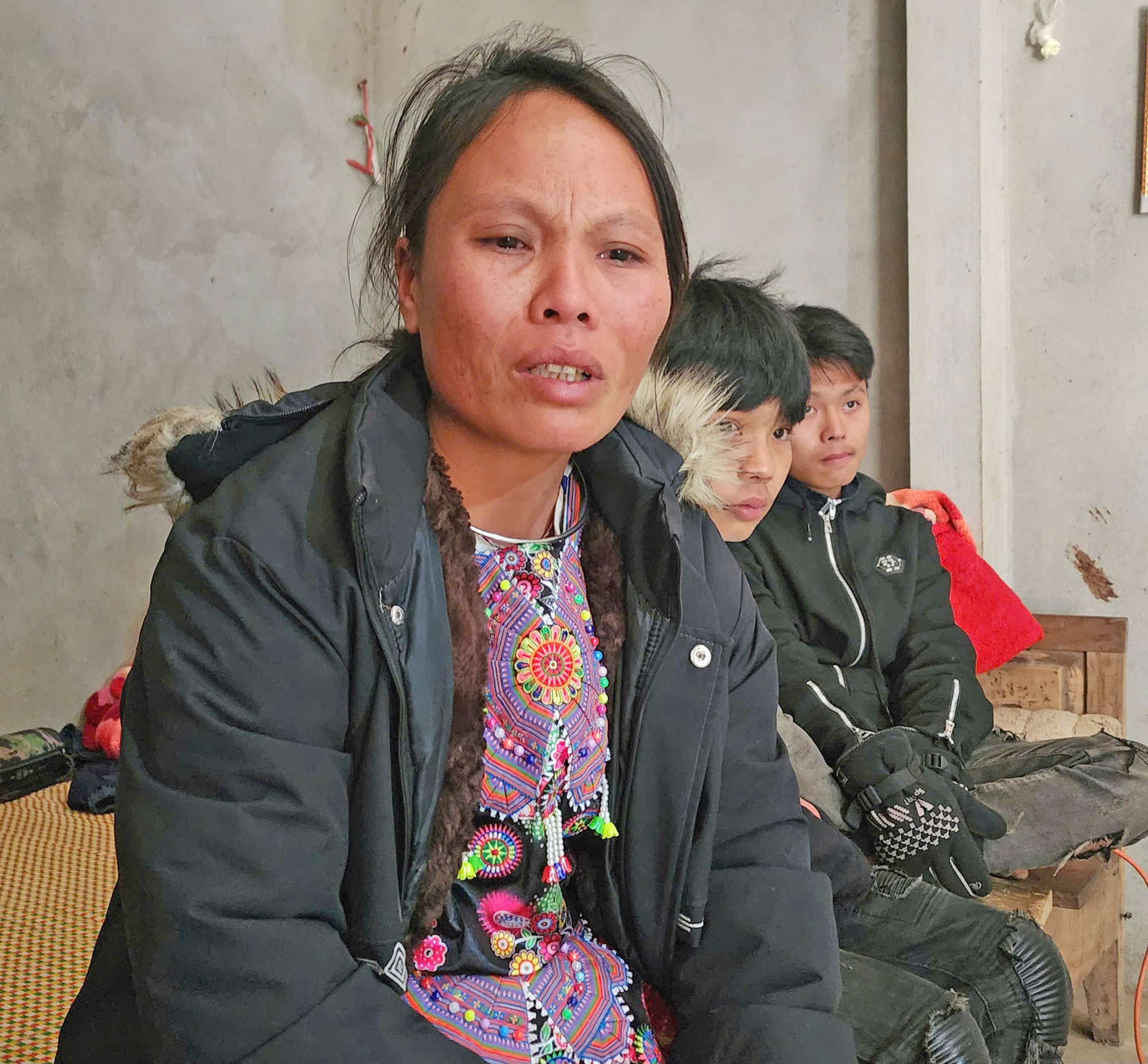 Bố mất v&igrave; tai nạn, con thơ đứt g&aacute;nh học h&agrave;nh- Ảnh 1.