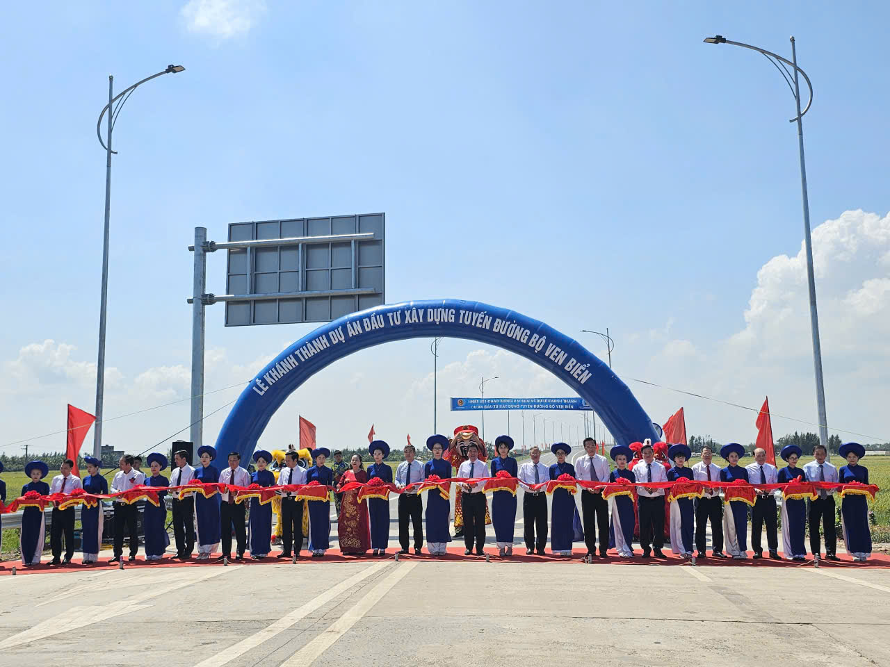 Thu ph&iacute; tuyến đường ven biển tỉnh Hưng Y&ecirc;n từ 3/1/2026- Ảnh 1.