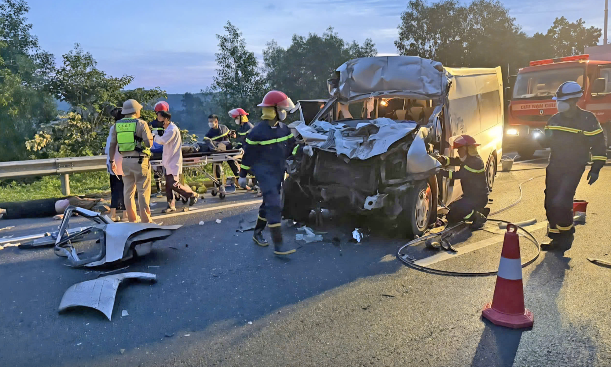 Tạo th&oacute;i quen ngồi &ocirc; t&ocirc; thắt d&acirc;y an to&agrave;n như đi m&aacute;y bay- Ảnh 1.