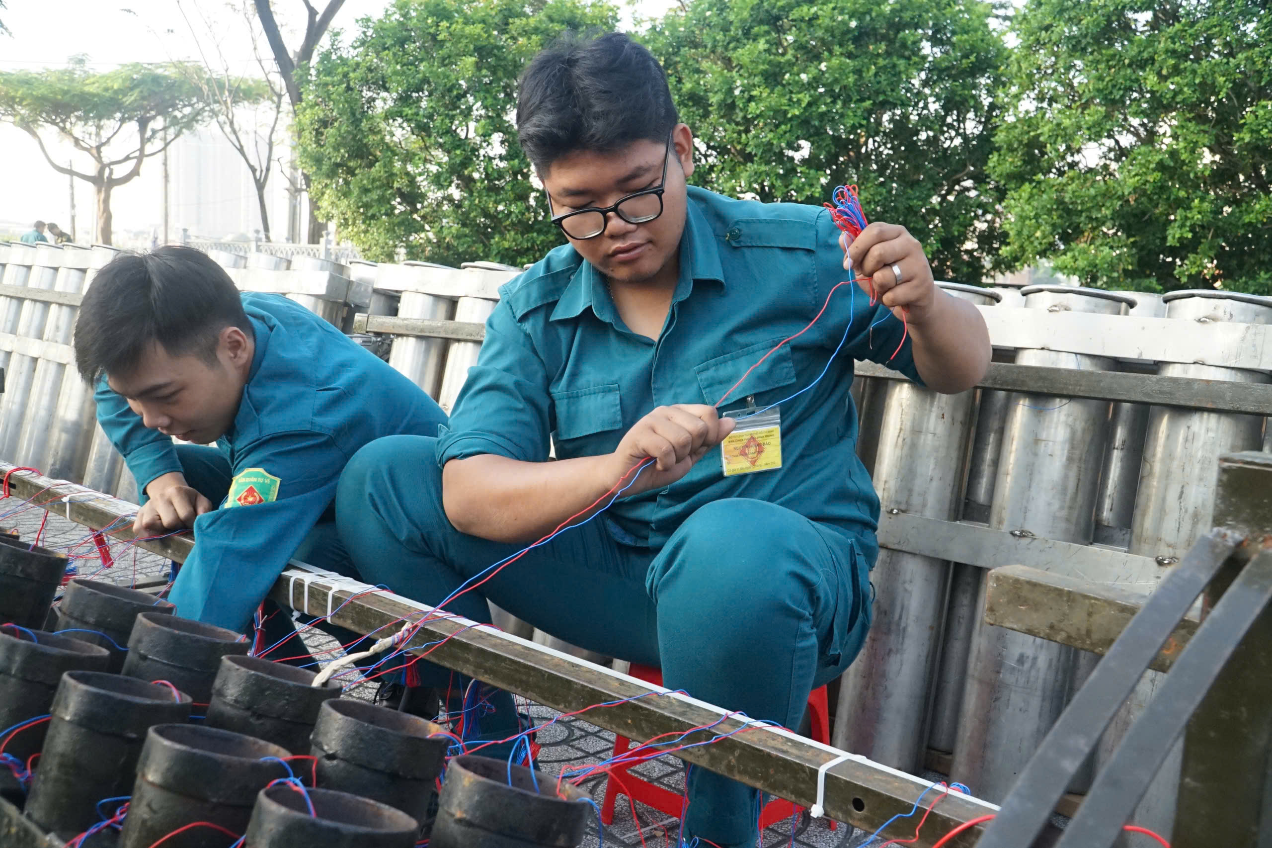 TP.HCM: Ho&agrave;n thiện trận địa ph&aacute;o hoa, sẵn s&agrave;ng đ&oacute;n năm mới 2026- Ảnh 8.