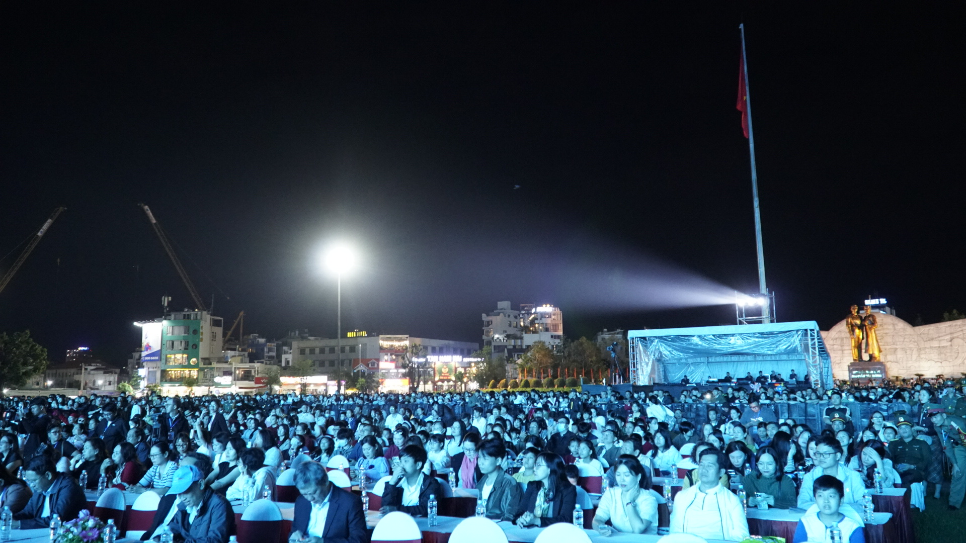 Gia Lai bừng s&aacute;ng đ&ecirc;m Countdown 2026, khởi đầu Năm Du lịch quốc gia- Ảnh 4.