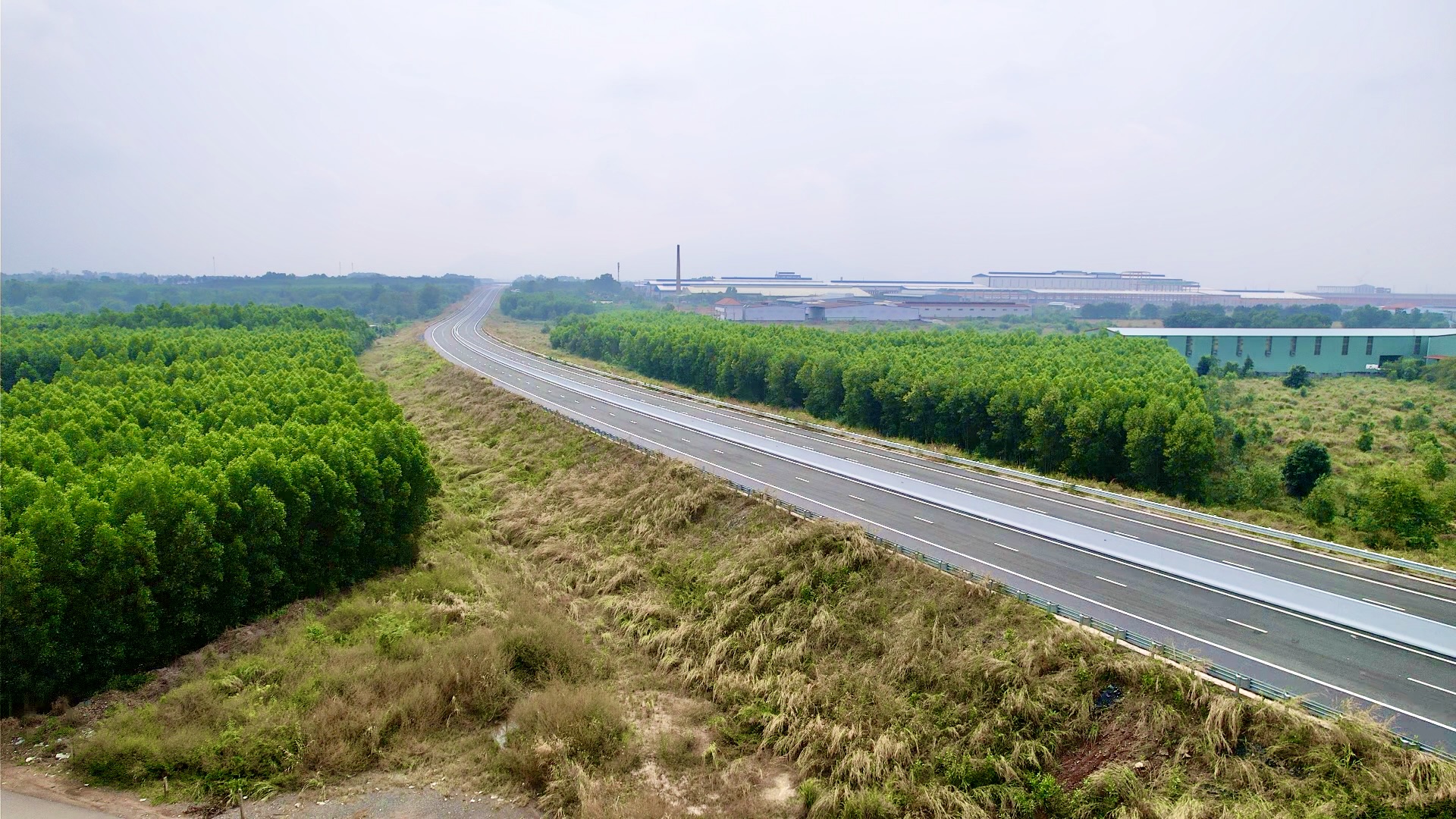 Diện mạo mới nhất cao tốc Biên Hòa - Vũng Tàu nối liền Đồng Nai với TP.HCM- Ảnh 17. Diện mạo mới nhất cao tốc Biên Hòa - Vũng Tàu nối liền Đồng Nai với TP.HCM- Ảnh 17.