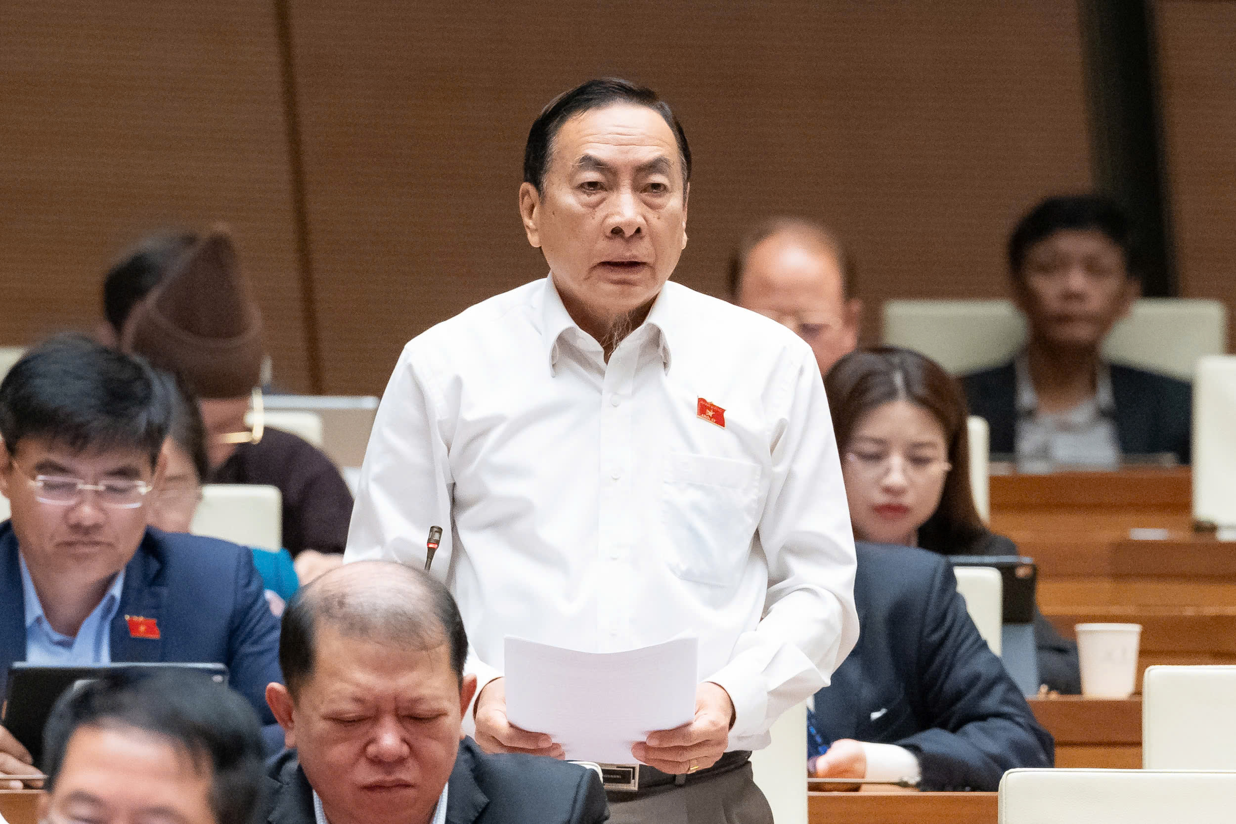 ĐBQH: Giao thông bứt tốc, an sinh xã hội cải thiện trong nhiệm kỳ đầy biến động- Ảnh 1. ĐBQH: Giao thông bứt tốc, an sinh xã hội cải thiện trong nhiệm kỳ đầy biến động- Ảnh 1.