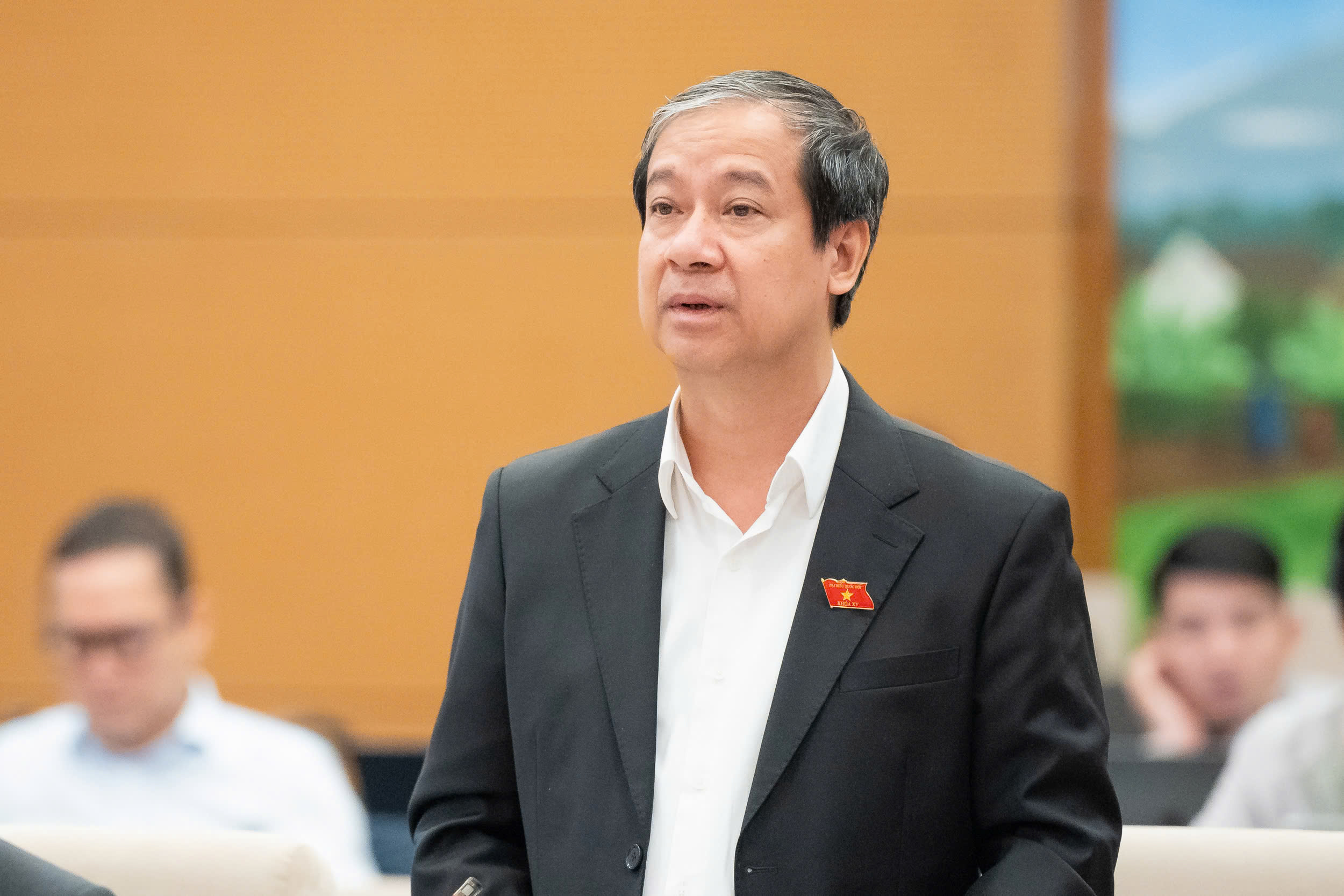 Có thể biên soạn mới hoặc chỉnh lý sách hiện hành thành bộ SGK thống nhất- Ảnh 1. Có thể biên soạn mới hoặc chỉnh lý sách hiện hành thành bộ SGK thống nhất- Ảnh 1.