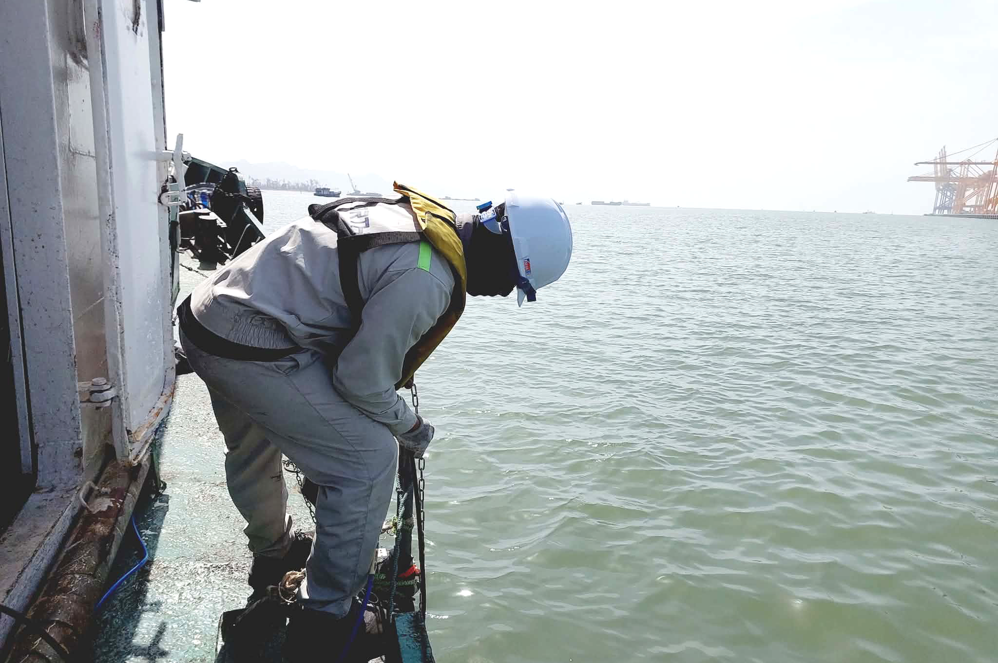 Đề xuất sửa tiêu chuẩn về chất lượng dịch vụ vận hành luồng hàng hải- Ảnh 1.