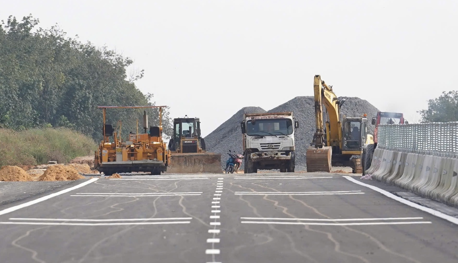 Diện mạo mới nhất cao tốc Biên Hòa - Vũng Tàu nối liền Đồng Nai với TP.HCM- Ảnh 3. Diện mạo mới nhất cao tốc Biên Hòa - Vũng Tàu nối liền Đồng Nai với TP.HCM- Ảnh 3.