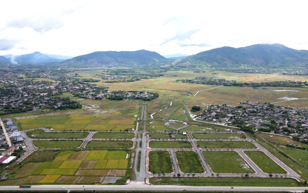 Khu đô thị hơn 10 năm chậm triển khai tại Hà Tĩnh thu hút sự quan tâm khi mở bán trở lại
- Ảnh 1.