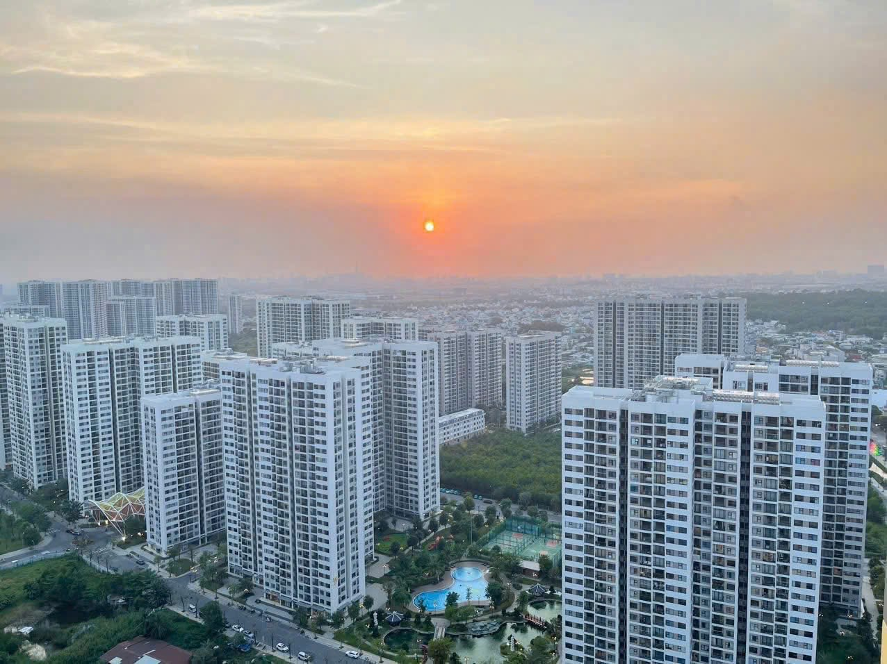 Chủ tịch VACC: Cần cơ chế thuế cho các khoản "siêu lợi nhuận" từ địa tô- Ảnh 2. Chủ tịch VACC: Cần cơ chế thuế cho các khoản "siêu lợi nhuận" từ địa tô- Ảnh 2.