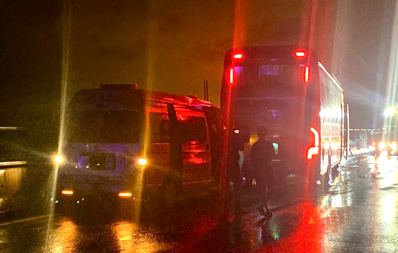 Hiện trường vụ tai nạn trên cao tốc Vĩnh Hảo - Phan Thiết. Hiện trường vụ tai nạn trên cao tốc Vĩnh Hảo - Phan Thiết.