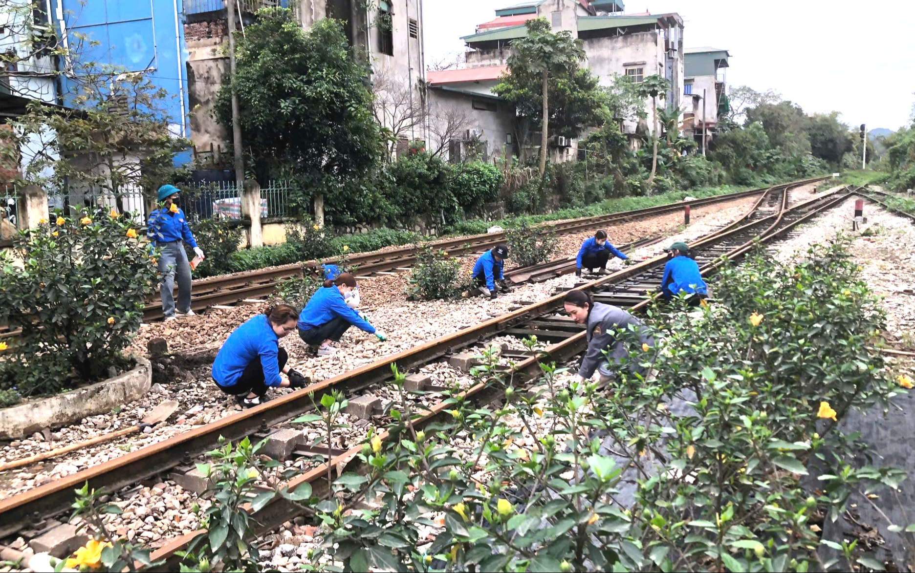 Thanh Hoá: Siết chặt quản lý, tích cực tuyên truyền đảm bảo an toàn giao thông đường sắt- Ảnh 3.
