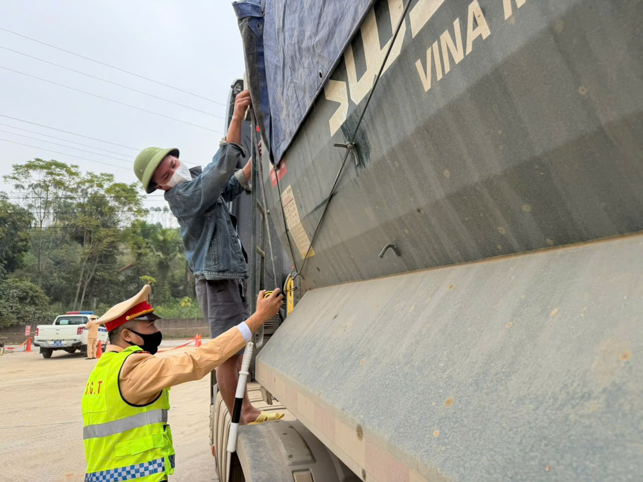 Phú Thọ nâng cao hiệu quả quản lý giao thông sau sáp nhập tỉnh- Ảnh 4.