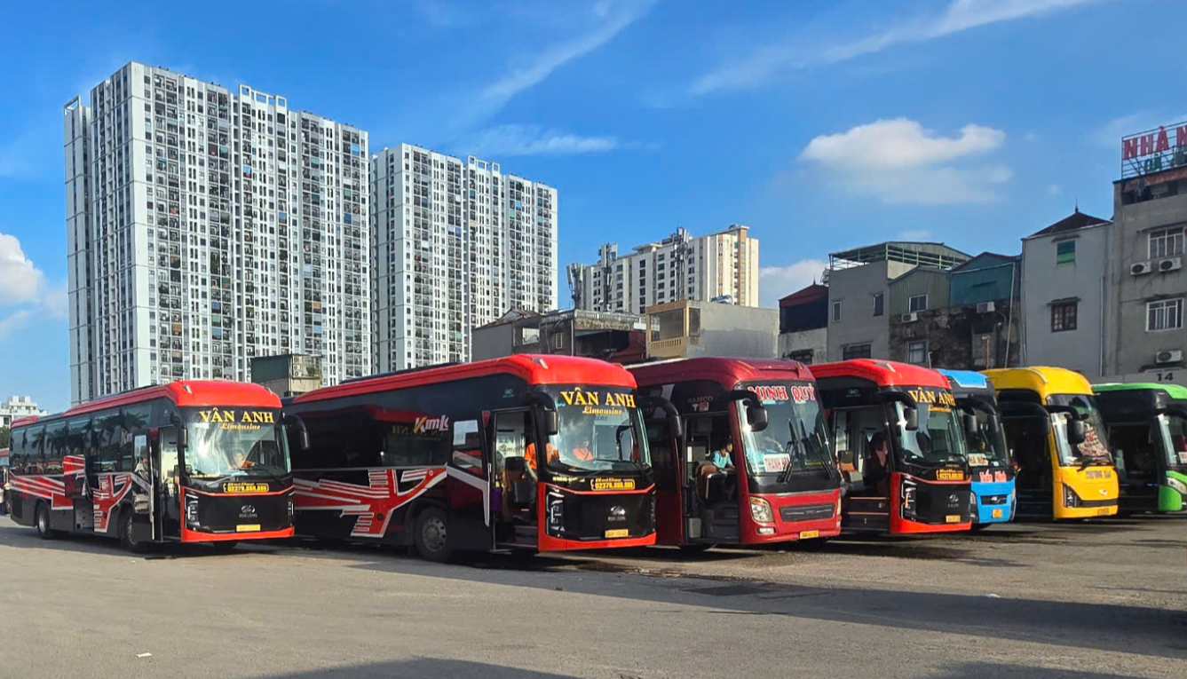Giá vé xe minh bạch, chất lượng cải thiện: Hành khách hưởng lợi từ Thông tư 13- Ảnh 1.