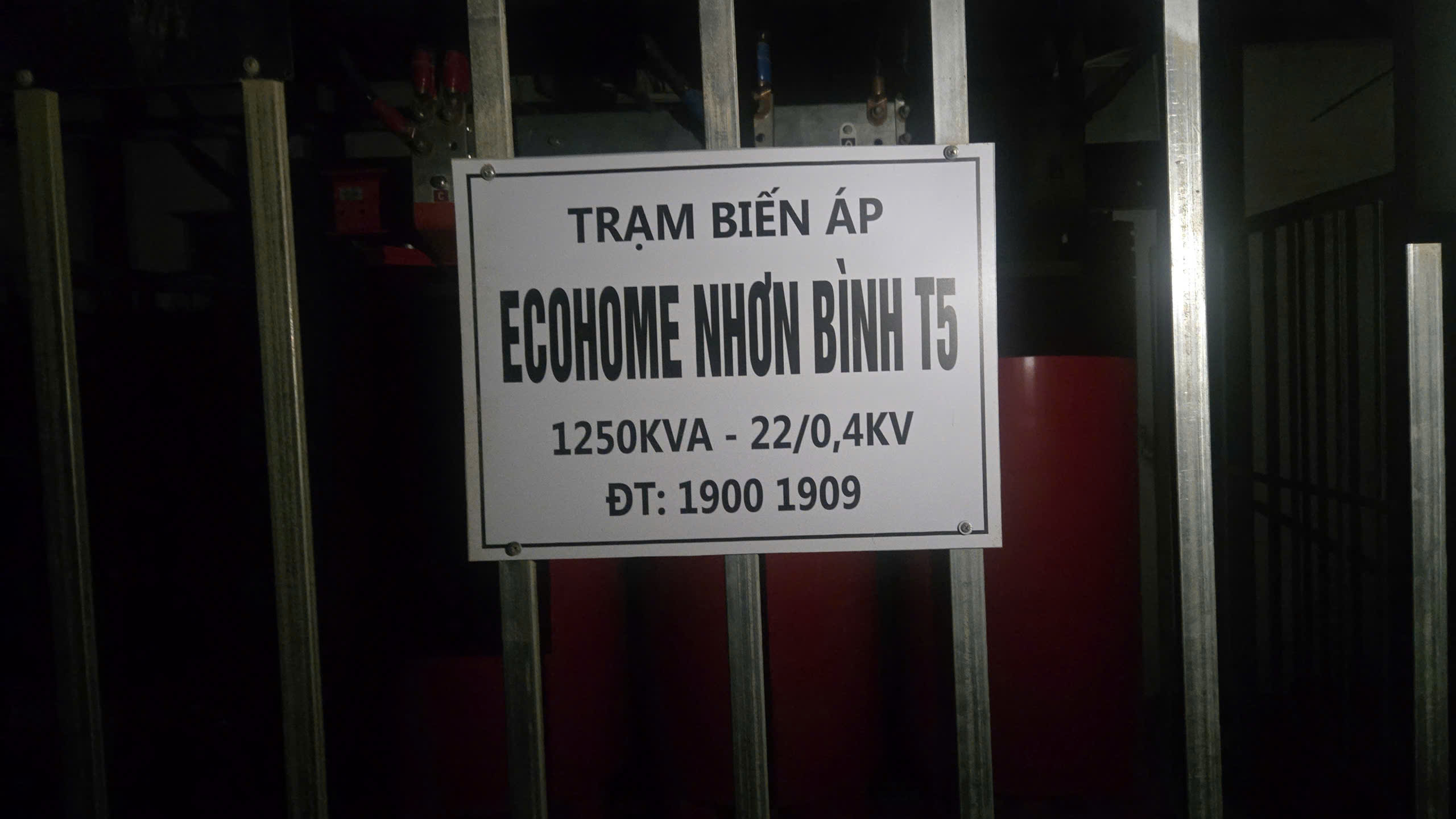 Gia Lai: Hàng trăm cư dân bí bách vì điện cúp, nước cấp nhỏ giọt sau mưa lũ- Ảnh 4.