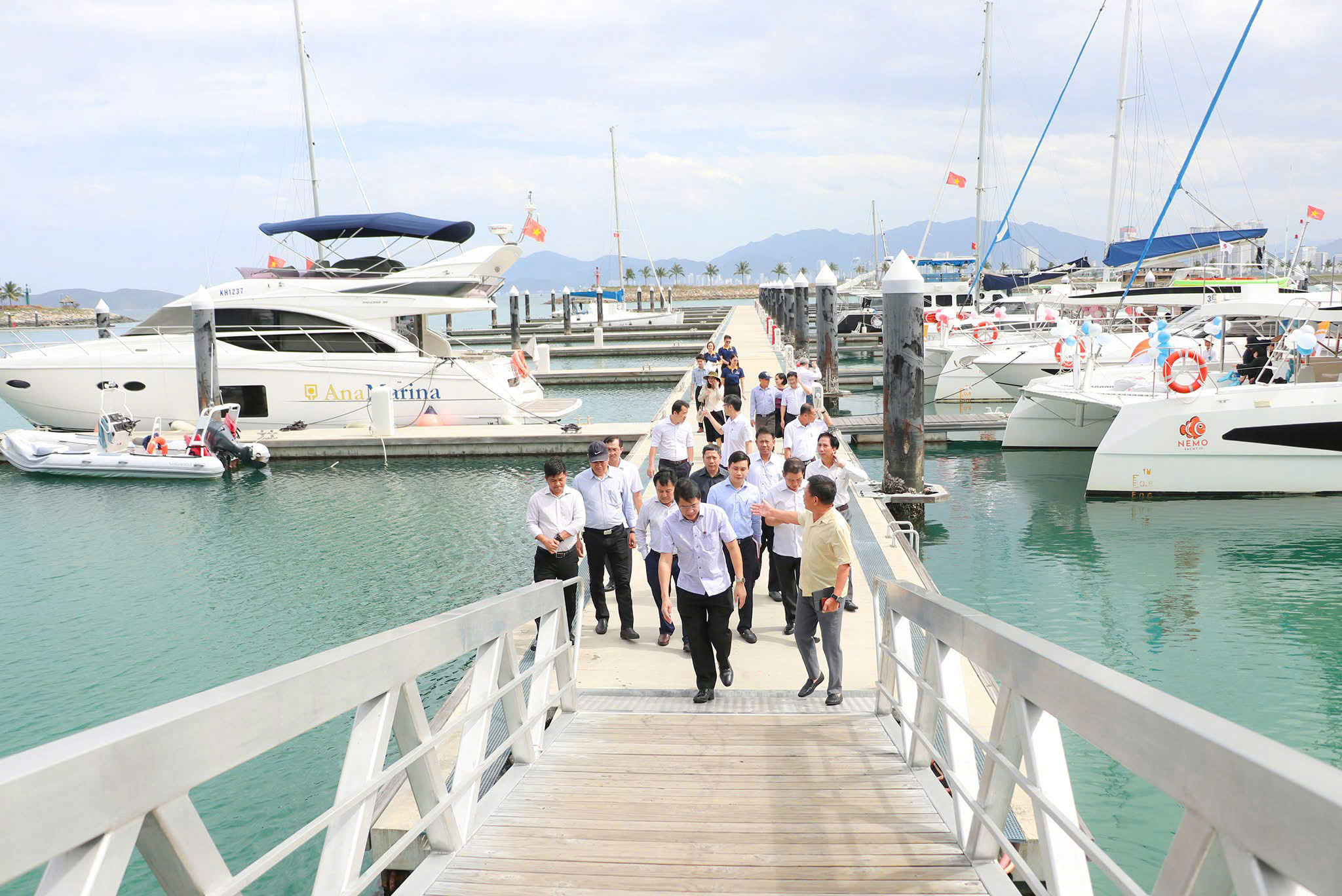 Mở khu neo đậu cho tàu du lịch quốc tế tại phía Bắc Nha Trang- Ảnh 1.