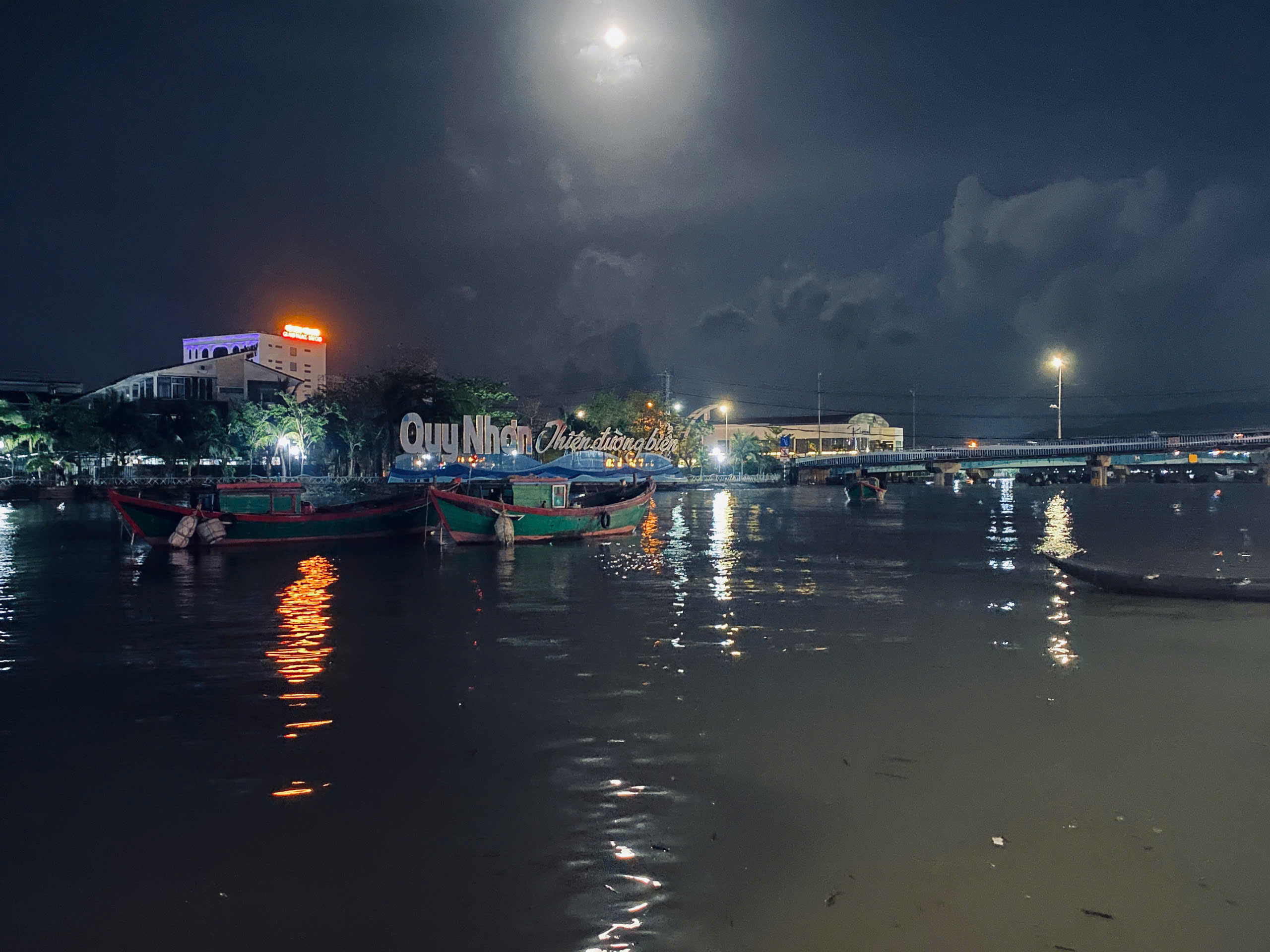 Gia Lai: Đang tìm kiếm một học sinh mất tích trên sông Hà Thanh- Ảnh 1.