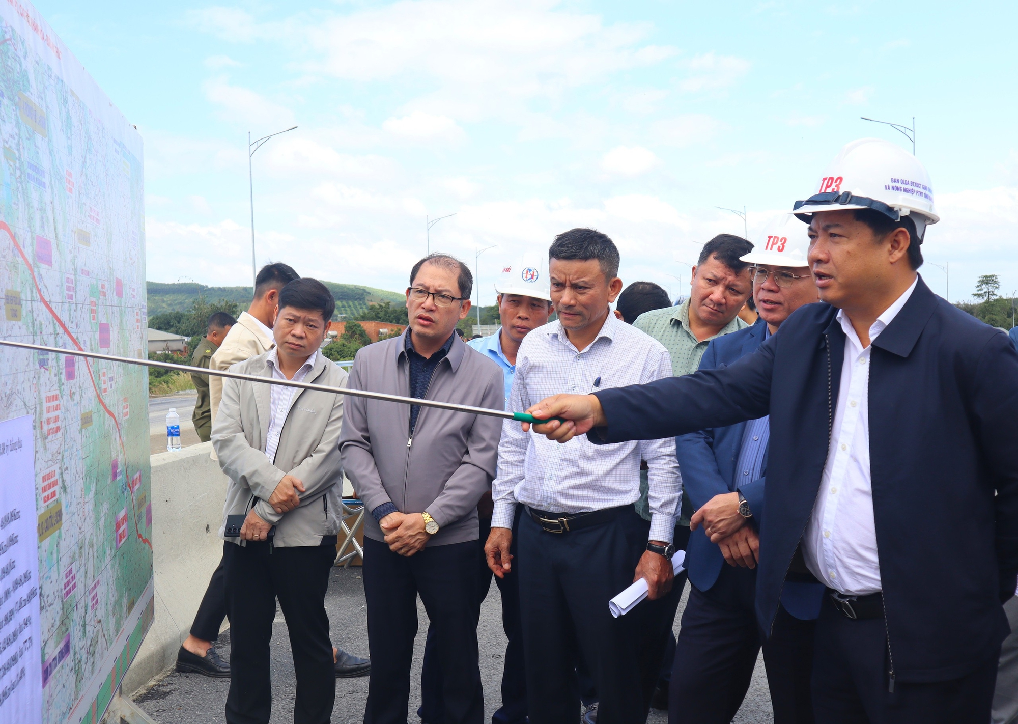 Dự kiến thông xe kỹ thuật hơn 48km cao tốc Khánh Hòa - Buôn Ma Thuột ngày 19/12- Ảnh 2. Dự kiến thông xe kỹ thuật hơn 48km cao tốc Khánh Hòa - Buôn Ma Thuột ngày 19/12- Ảnh 2.