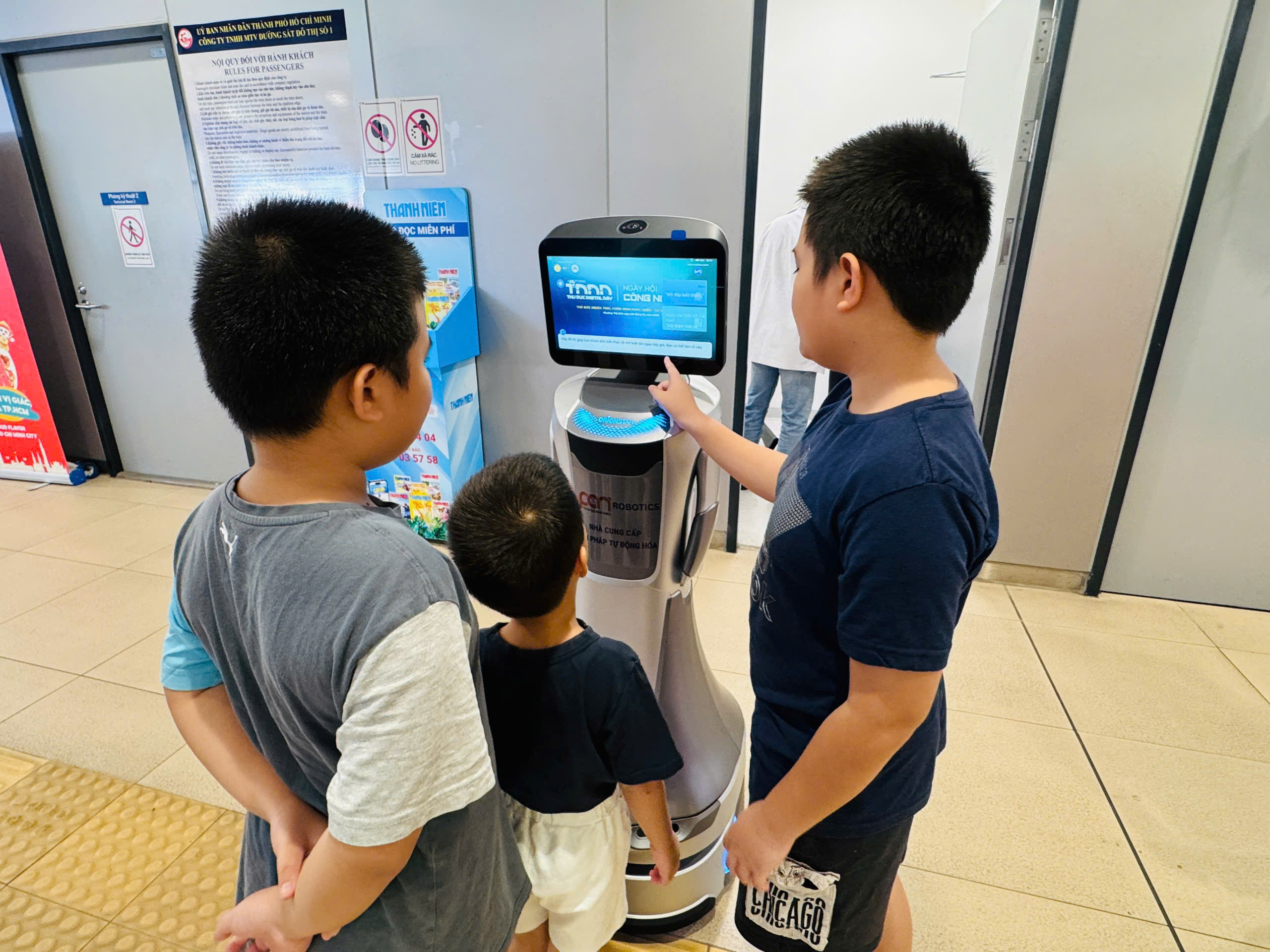 TP.HCM: Phường Thủ Đức ra mắt bản đồ số 3D, người dân tra cứu quy hoạch chỉ một chạm- Ảnh 4. TP.HCM: Phường Thủ Đức ra mắt bản đồ số 3D, người dân tra cứu quy hoạch chỉ một chạm- Ảnh 4.