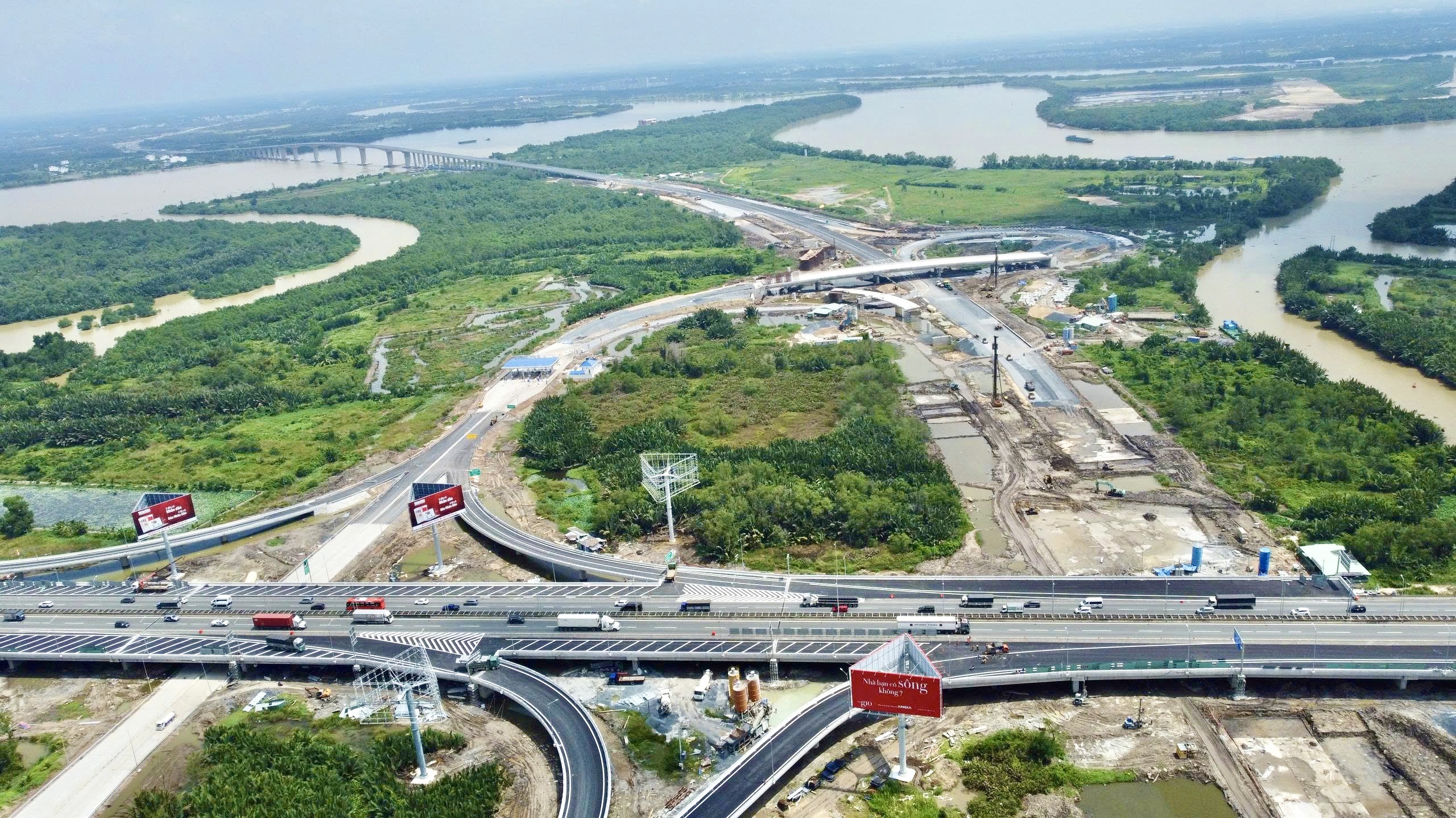 Chạy đua trên công trường Vành đai 3 TP.HCM qua Đồng Nai- Ảnh 26. Chạy đua trên công trường Vành đai 3 TP.HCM qua Đồng Nai- Ảnh 26.