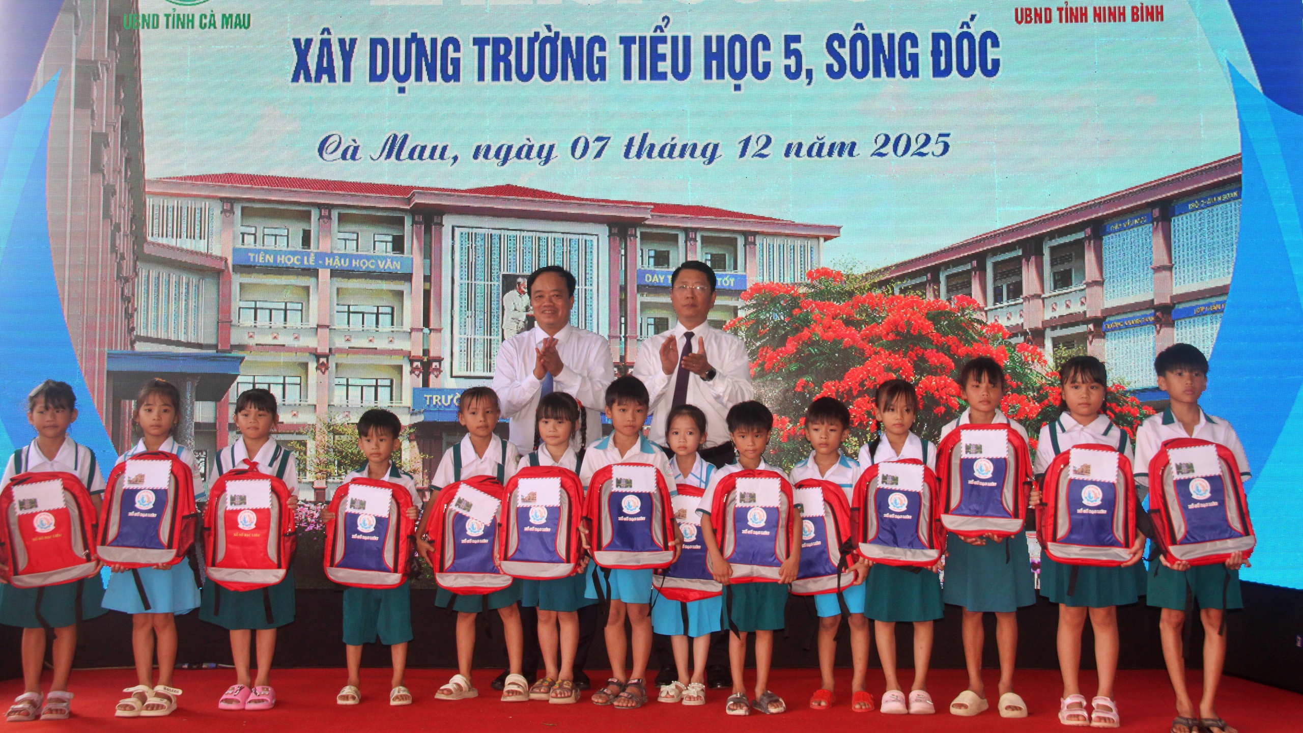 Cà Mau nỗ lực thực hiện đề án dạy học 2 buổi/ngày, tổ chức bán trú- Ảnh 2. Cà Mau nỗ lực thực hiện đề án dạy học 2 buổi/ngày, tổ chức bán trú- Ảnh 2.