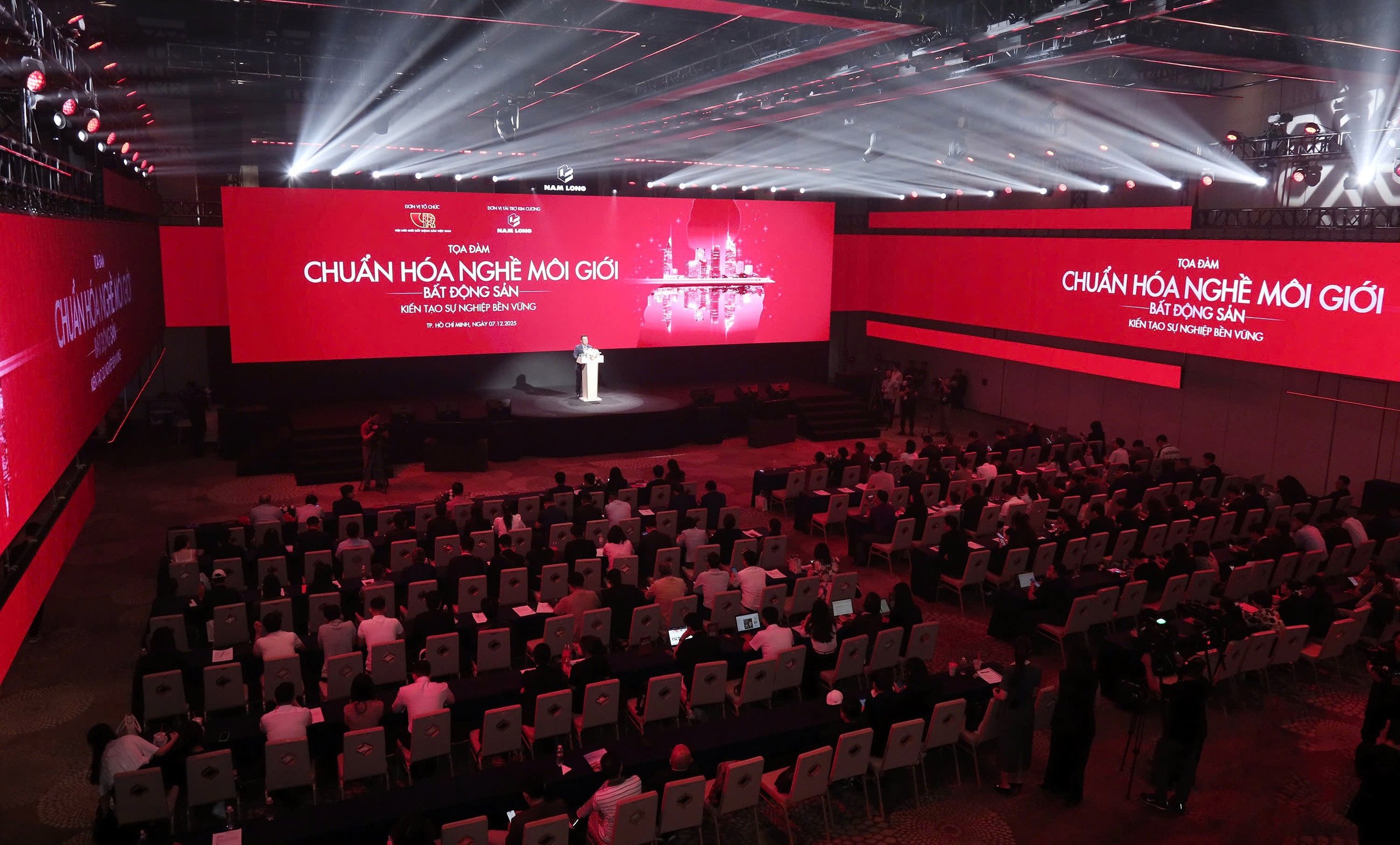 Chuẩn hóa nghề môi giới bất động sản: Nền tảng minh bạch thị trường và phát triển bền vững- Ảnh 2.