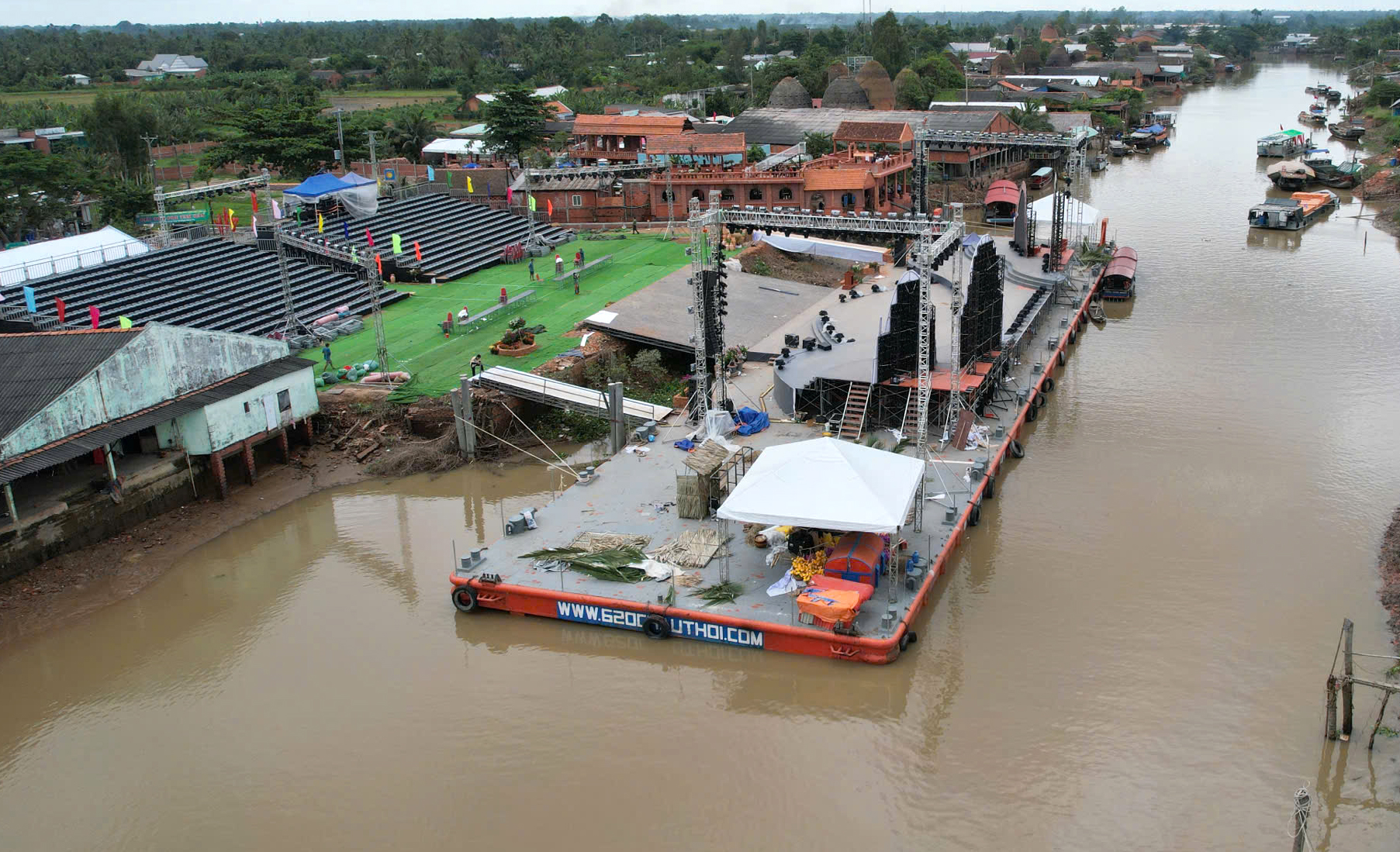 Cần Thơ huy động lực lượng đảm bảo an toàn lễ hội lễ hội Văn hóa Sông nước 2025- Ảnh 1. Cần Thơ huy động lực lượng đảm bảo an toàn lễ hội lễ hội Văn hóa Sông nước 2025- Ảnh 1.