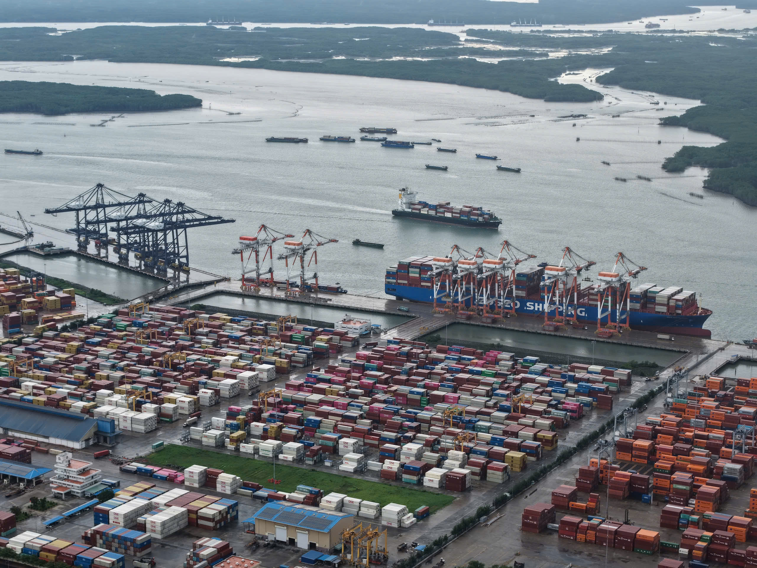 Tam giác Thủ Thiêm - Long Thành - Cái Mép: Động lực mới cho siêu vùng TP.HCM- Ảnh 1. Tam giác Thủ Thiêm - Long Thành - Cái Mép: Động lực mới cho siêu vùng TP.HCM- Ảnh 1.